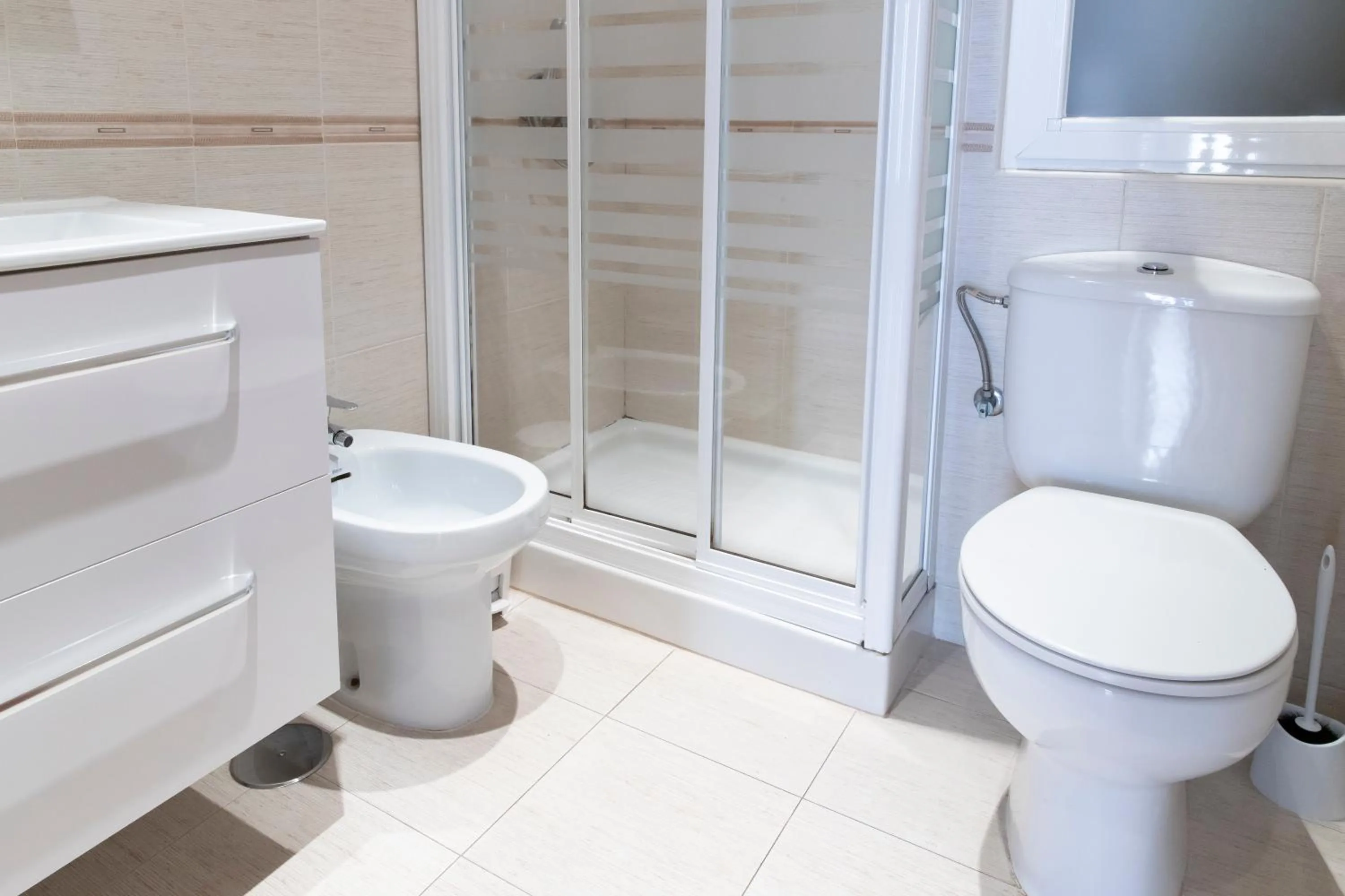 Bathroom in Hostal Tokio