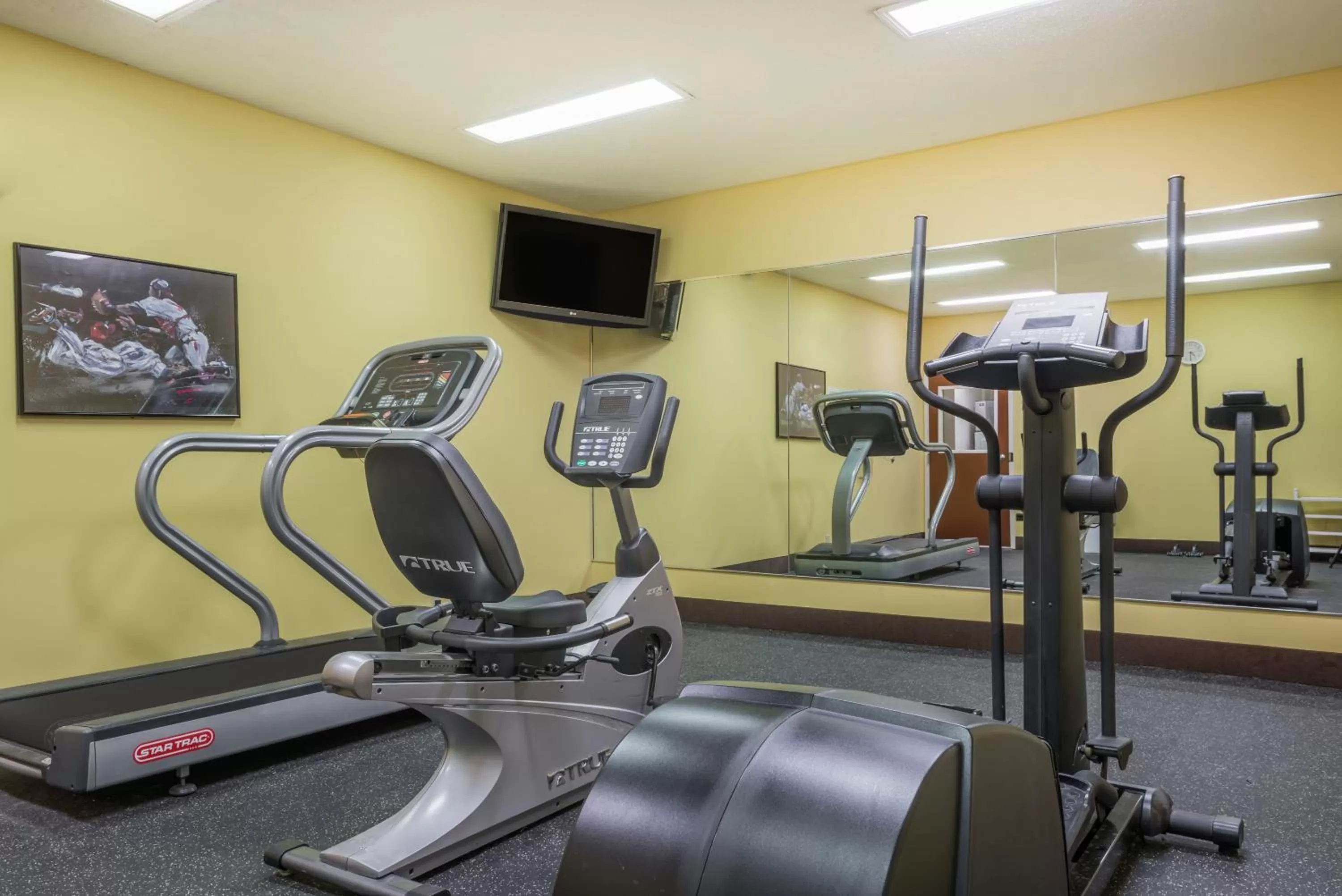 Fitness centre/facilities in Baymont by Wyndham Greensburg
