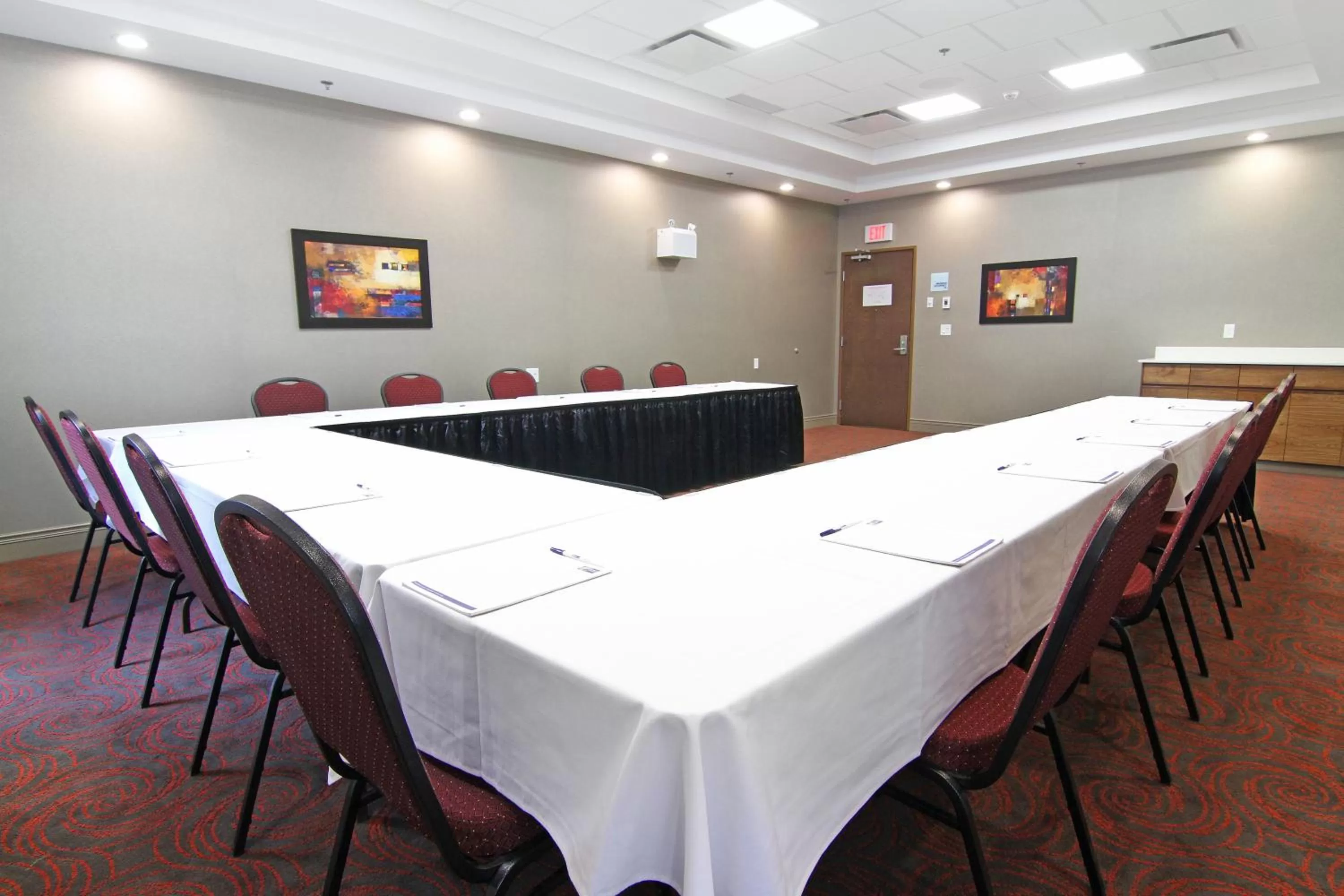 Meeting/conference room in Holiday Inn Express and Suites Calgary University by IHG