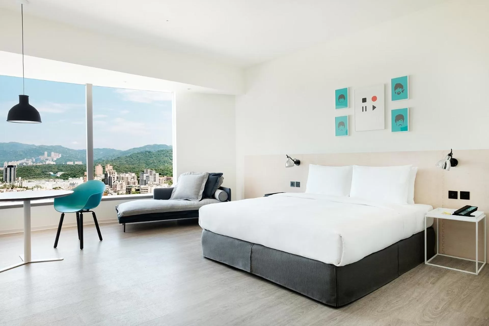 Photo of the whole room, Bed in amba Taipei Songshan