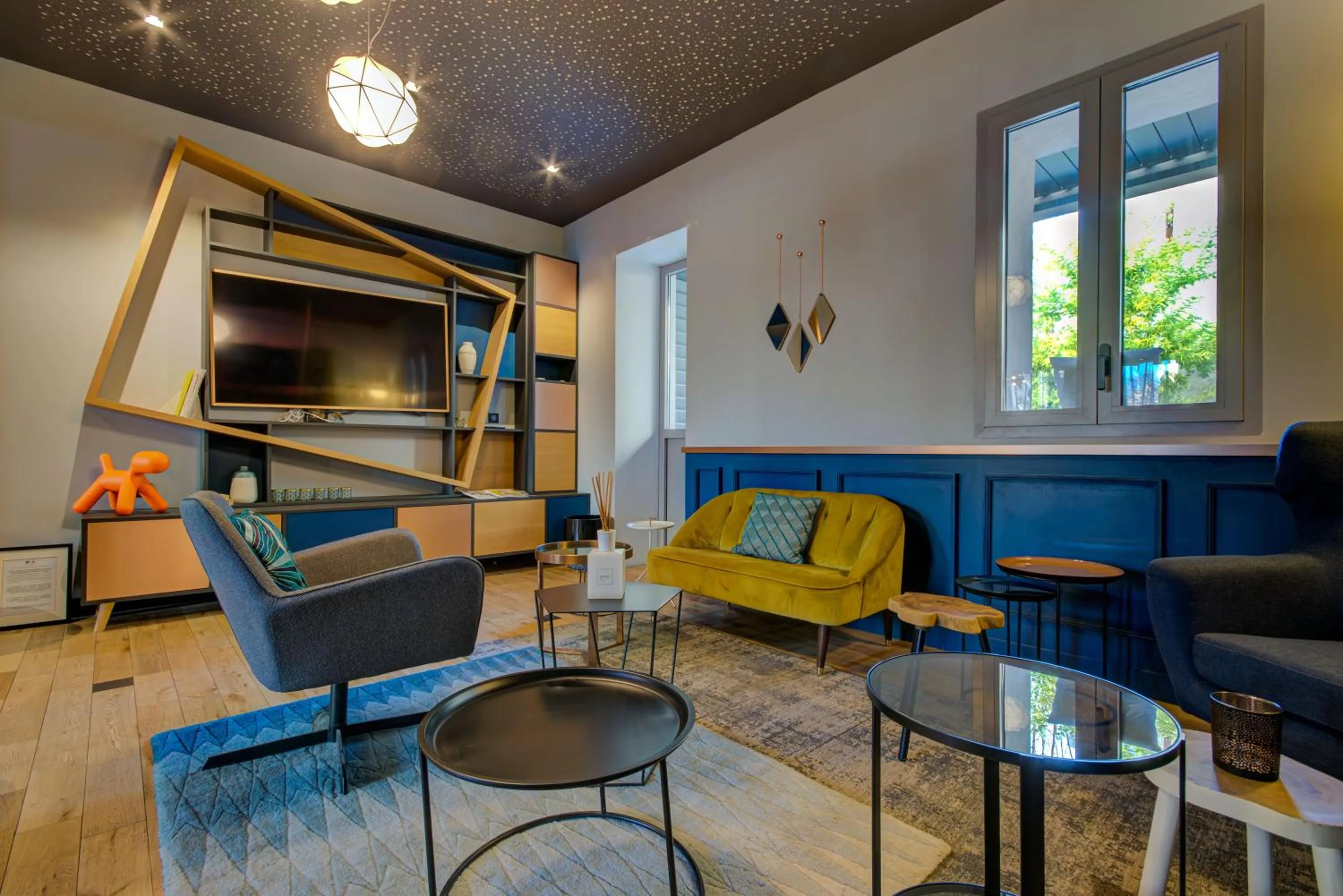 Lounge or bar in Alex Hotel & Spa