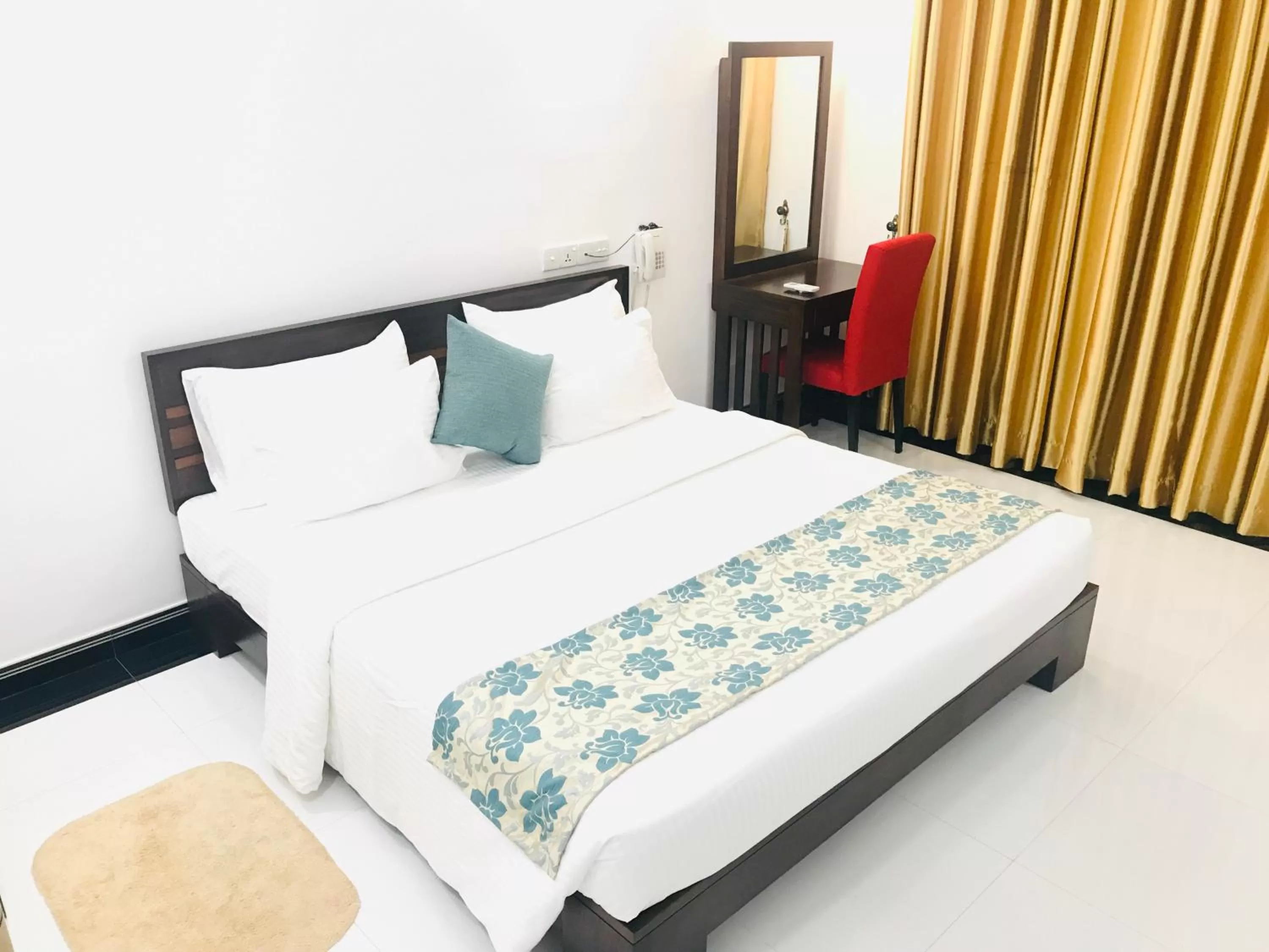 Bedroom, Bed in Siluni's Villa