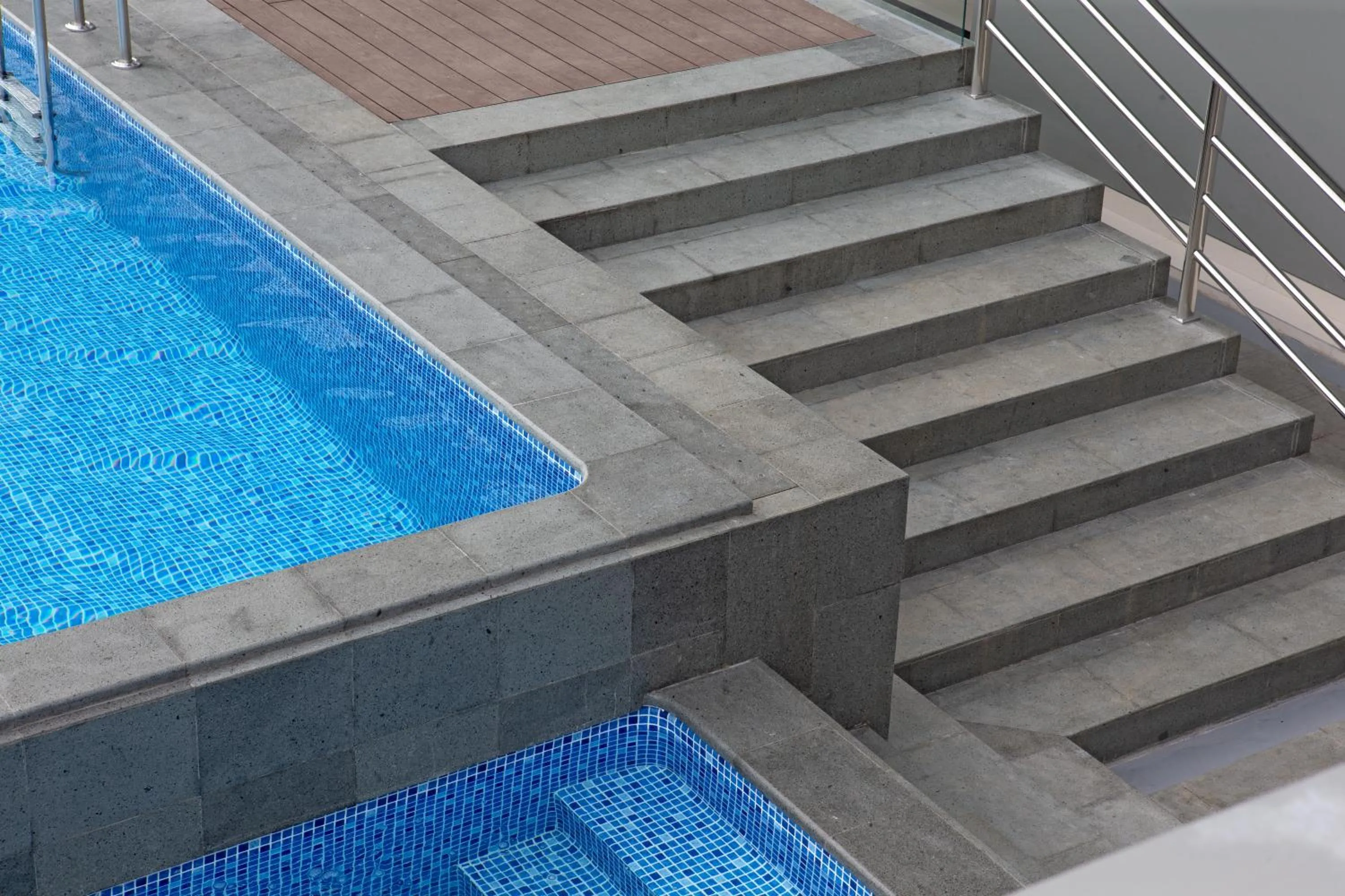 Pool view in Hotel Santika Bukittinggi