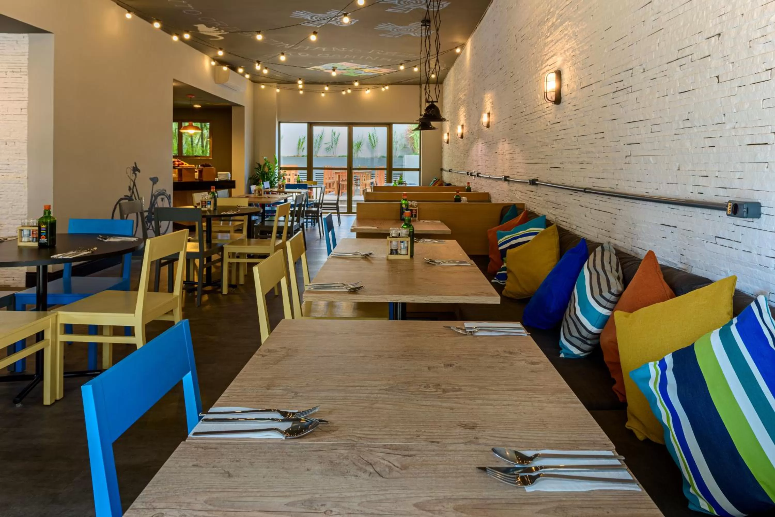 Restaurant/places to eat in ibis Styles SP Faria Lima