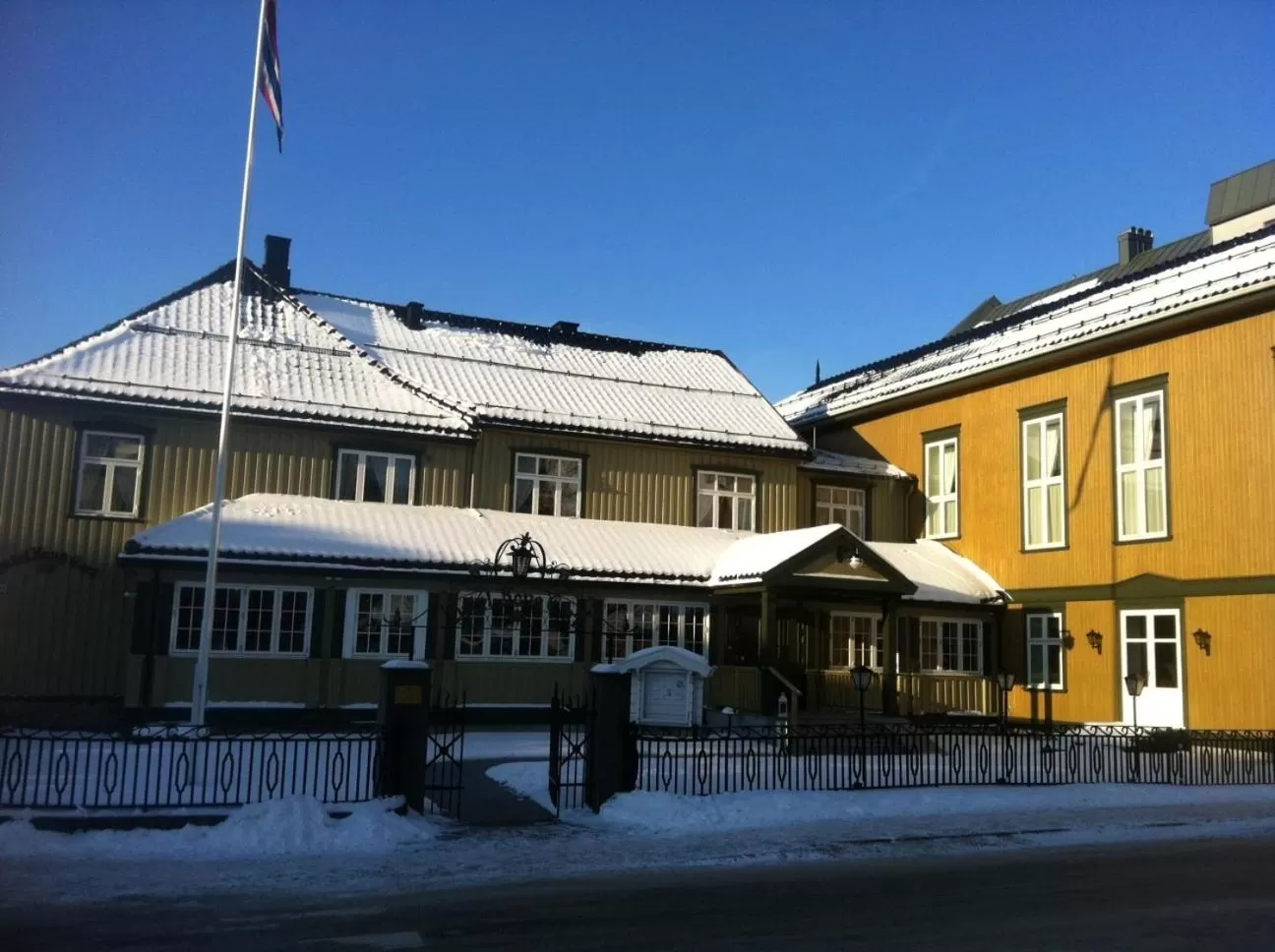 Facade/entrance in Hotel Kong Carl - Unike Hoteller
