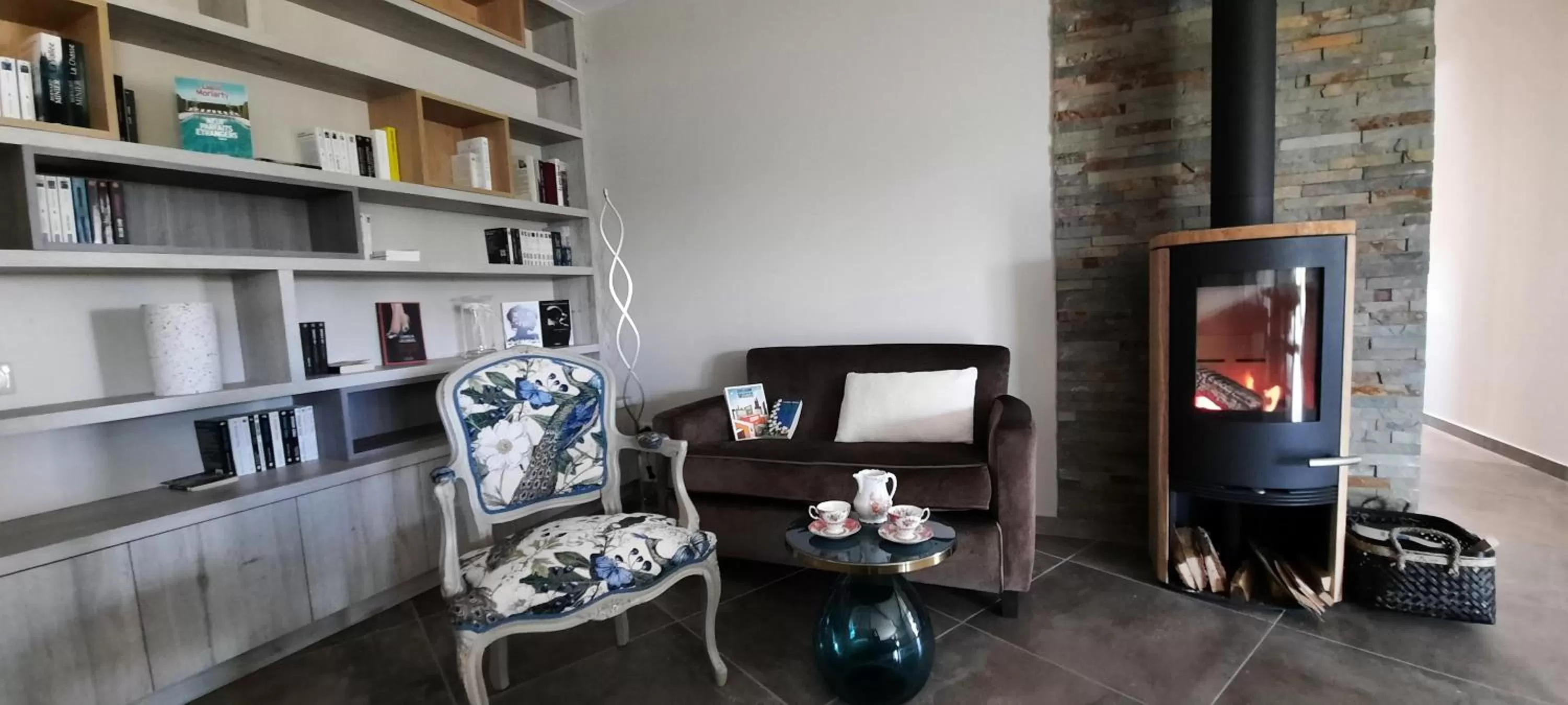 Library, Seating Area in Bel Aujourd'hui Spa Sauna