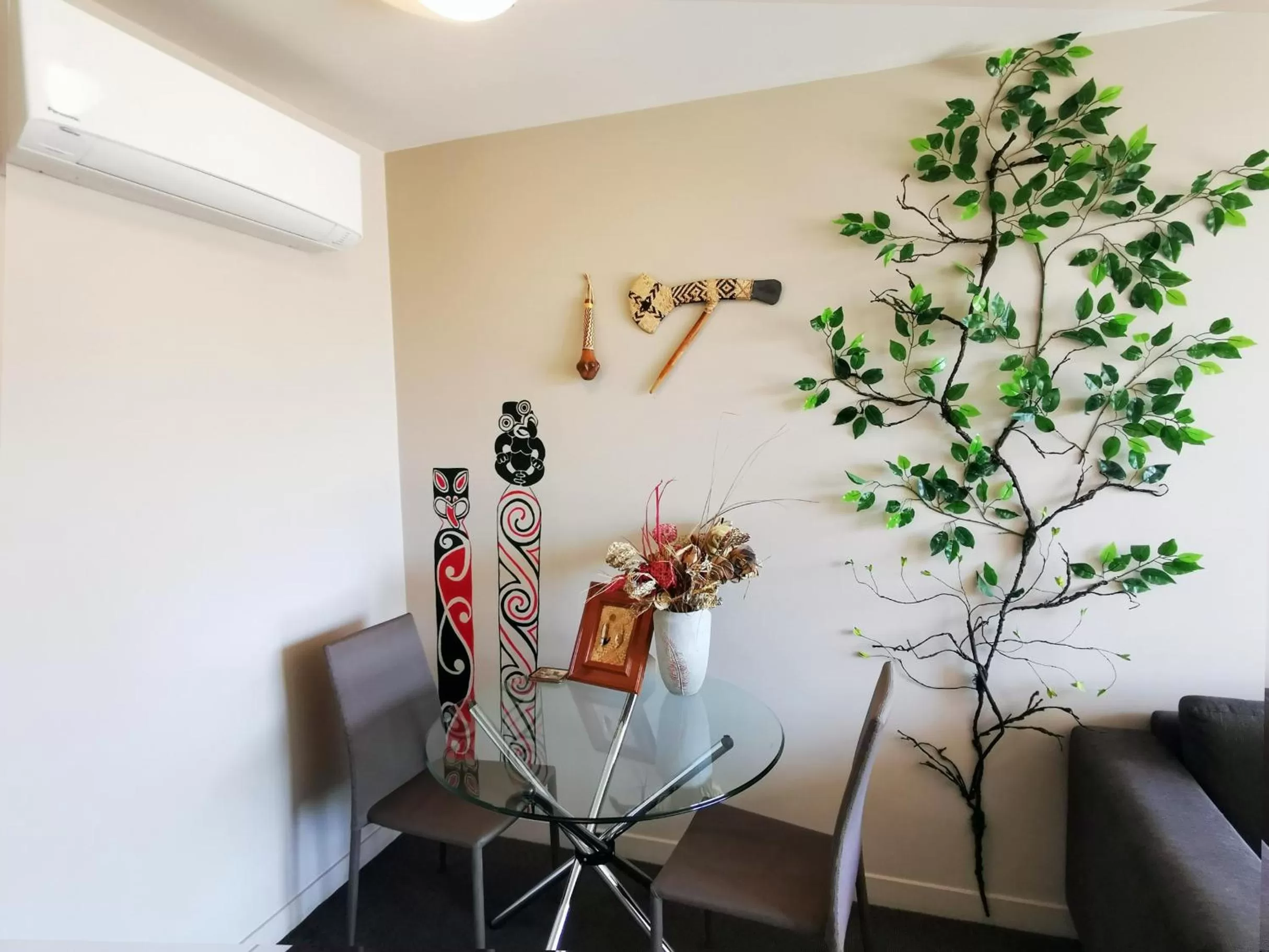 Living room in Belmont Motor Inn