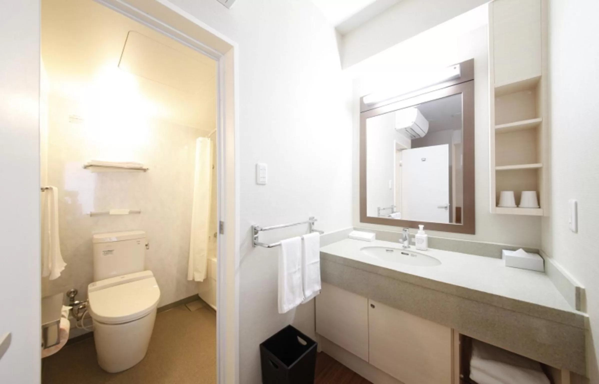 Toilet in Vessel Hotel Campana Okinawa