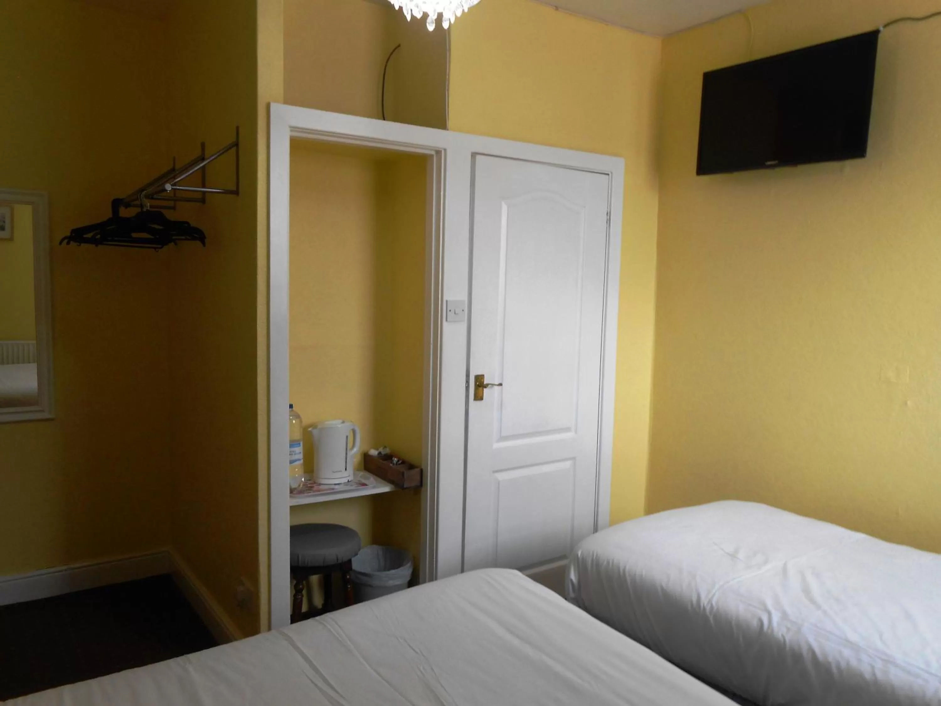 Shore Stay Guest House