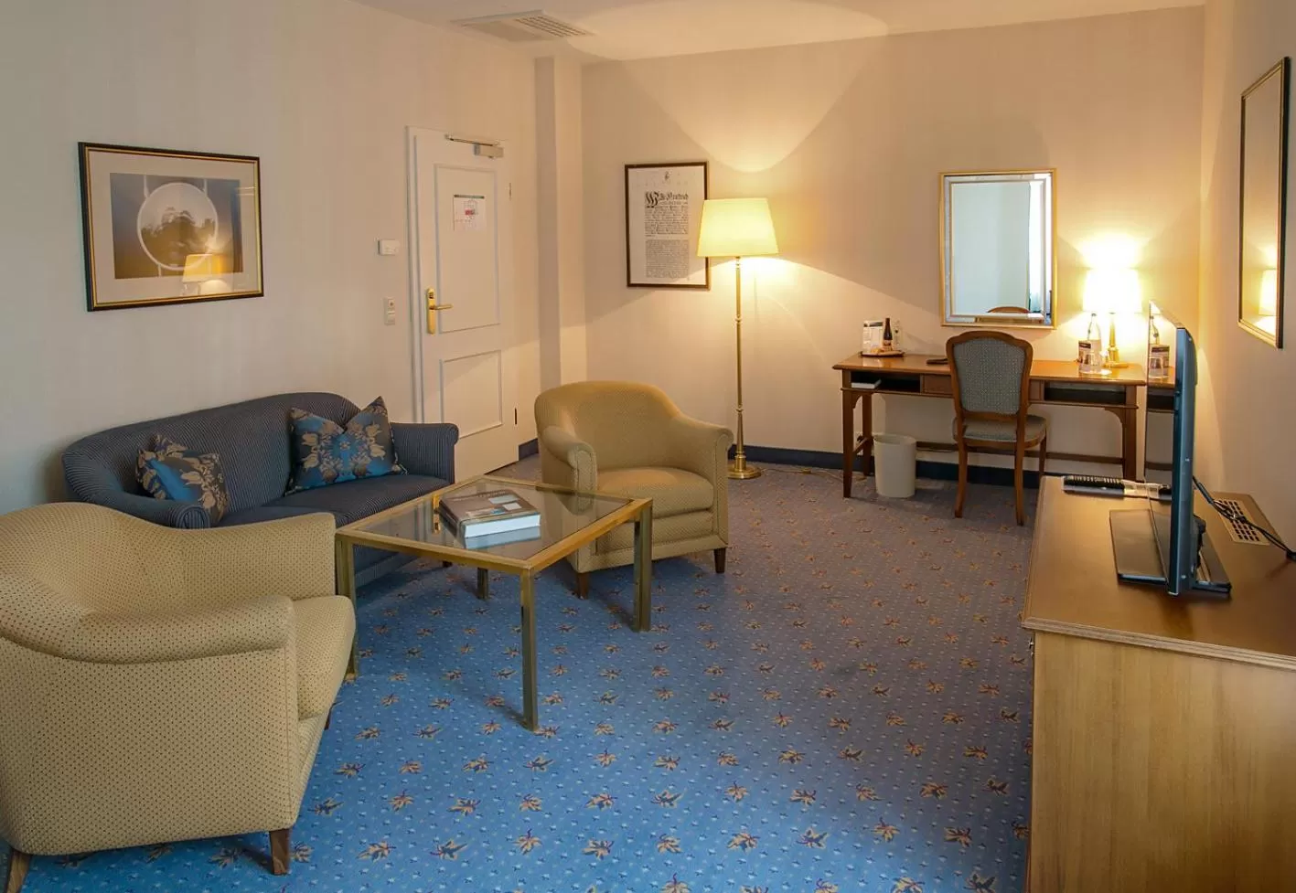 TV and multimedia in Dorint Parkhotel Meißen