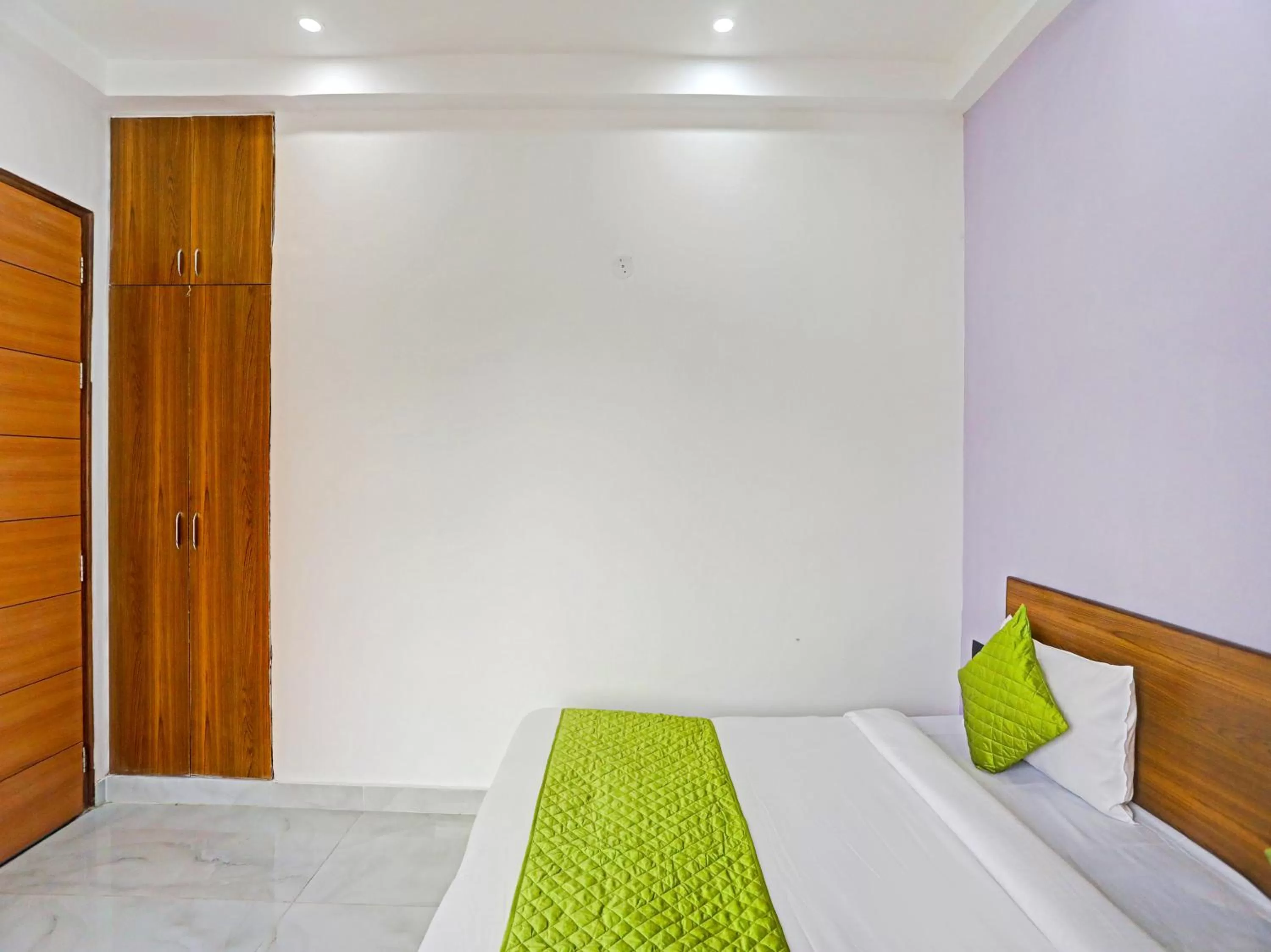 Bedroom, Bed in Hotel Golden Admire - Couple Friendly Hotel Noida Sector - 56
