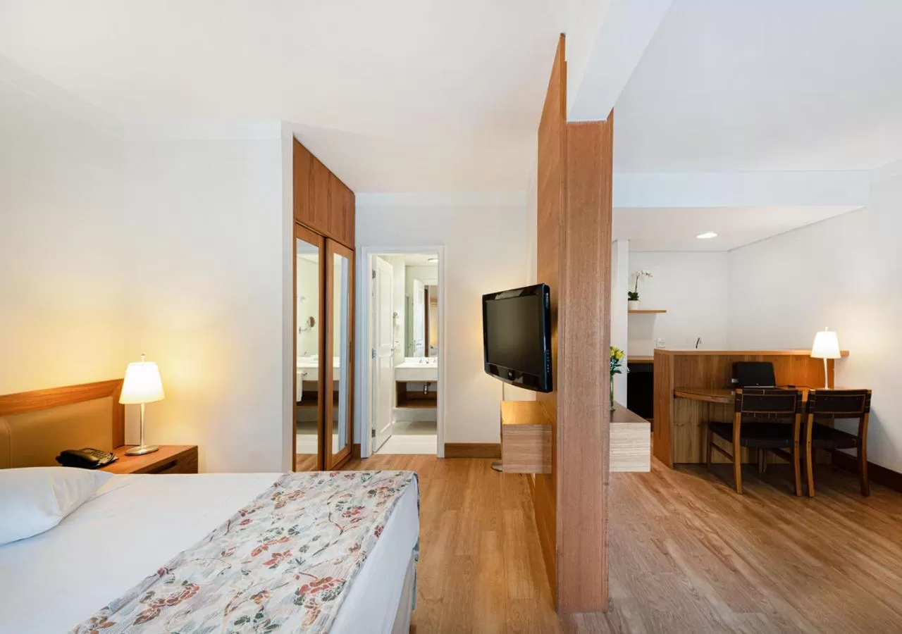 Bedroom, Bed in Hotel Nacional Inn Cambuí Campinas Residence