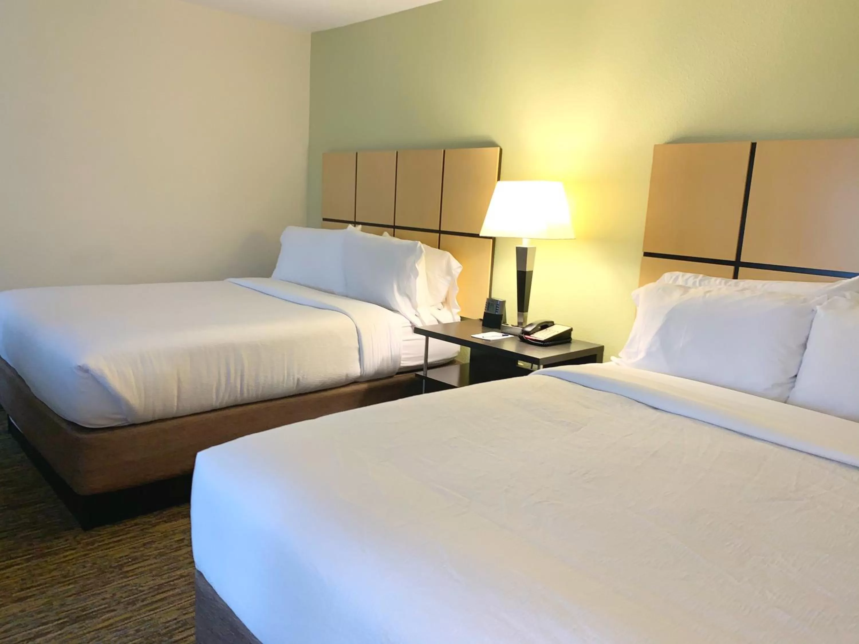 Photo of the whole room, Bed in Candlewood Suites Belle Vernon by IHG