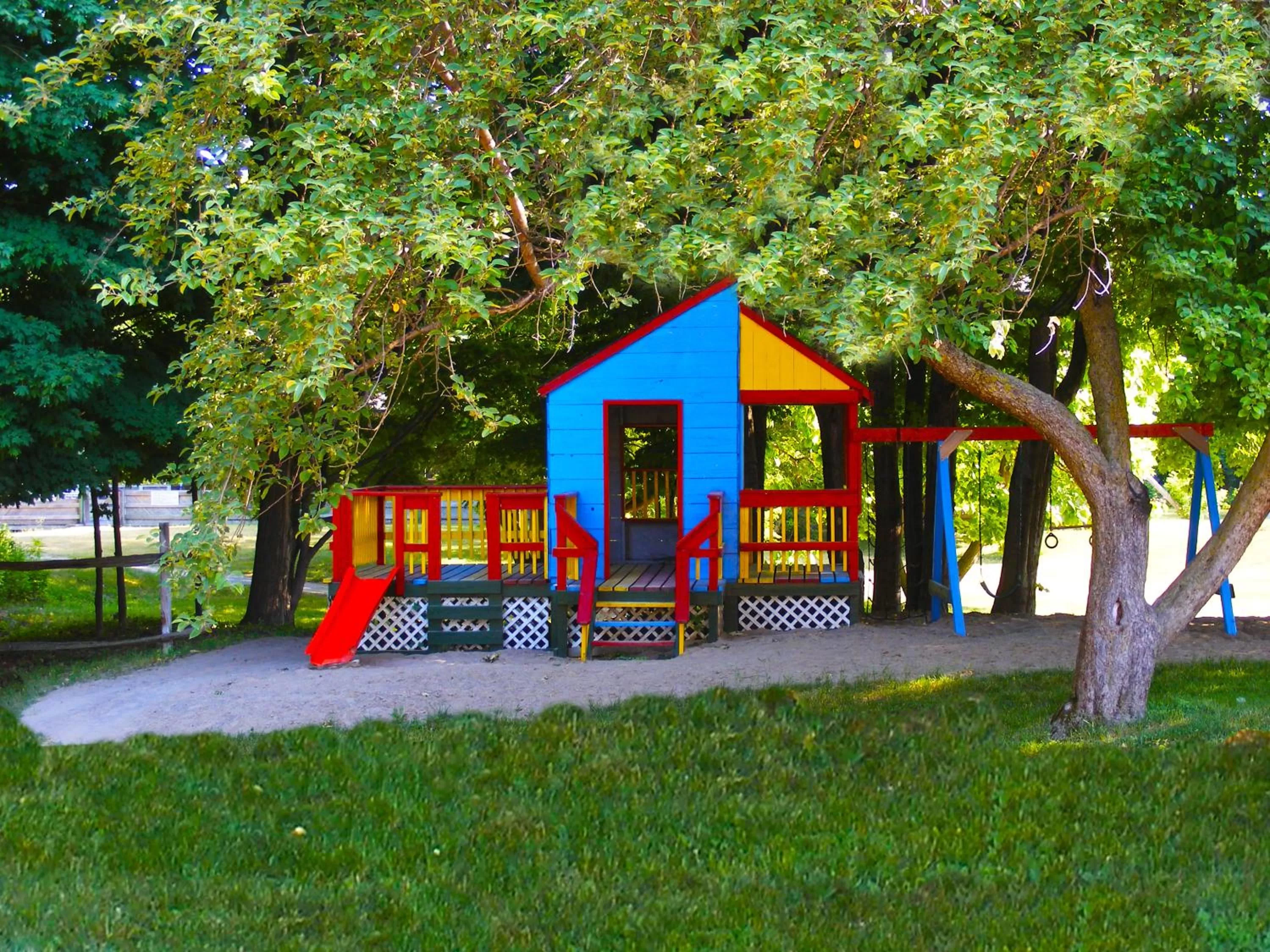 Children play ground in Isaiah Tubbs Resort & Conference Centre