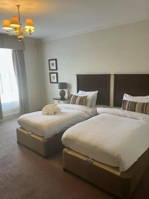 Bed in Park House Hotel