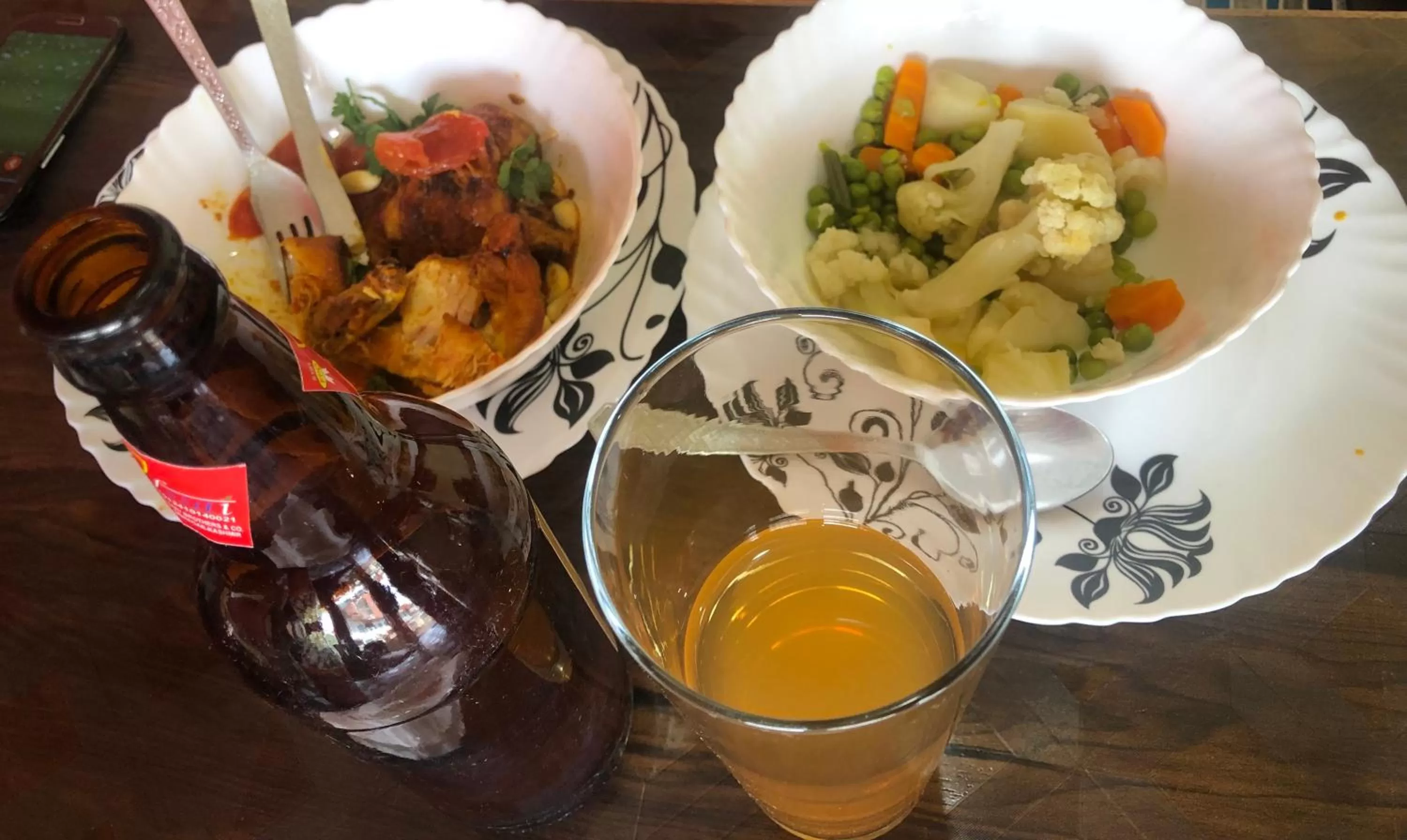 Food and drinks in Hotel Crescent