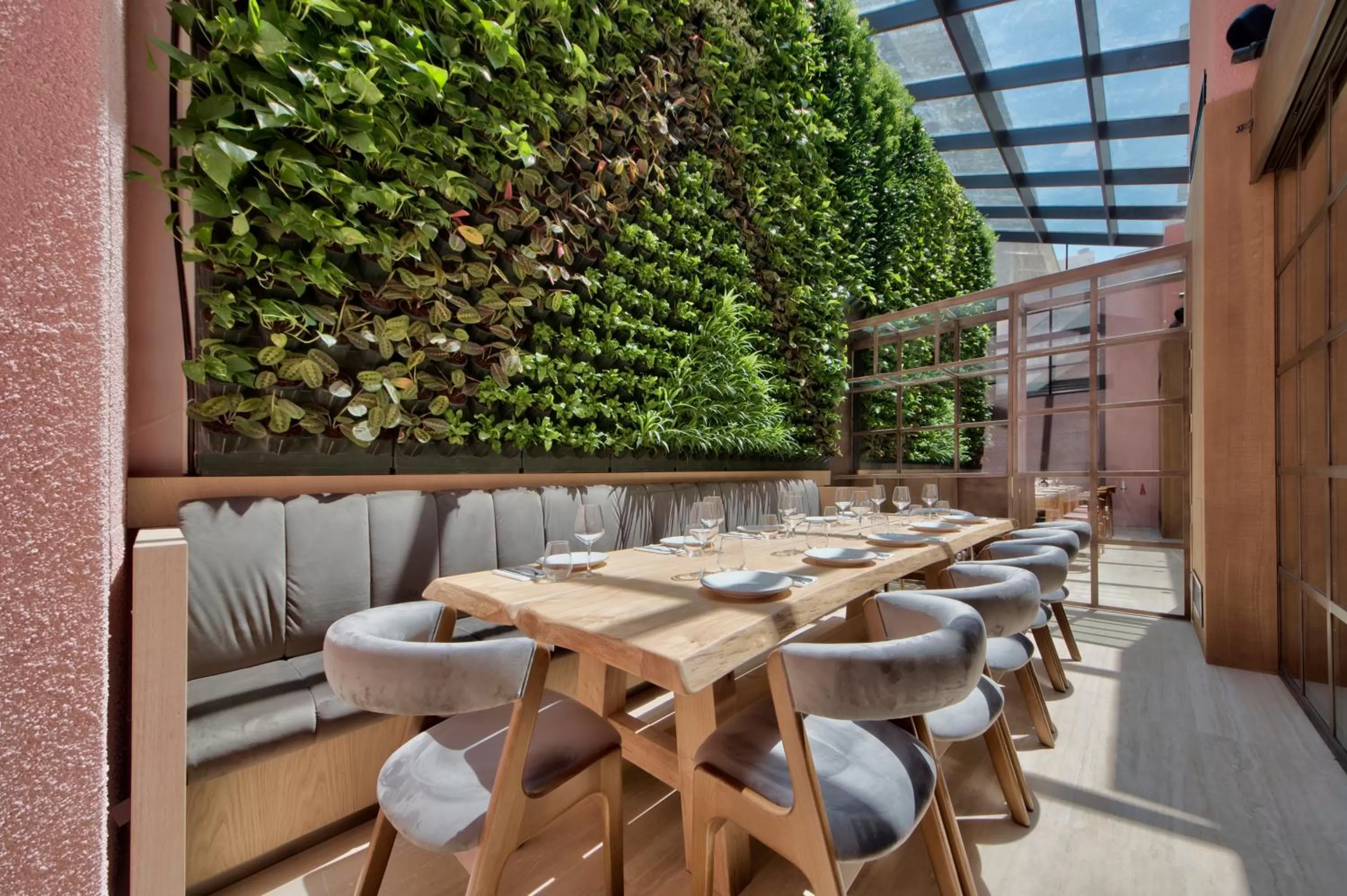 Restaurant/places to eat in Land's End, Boutique Hotel