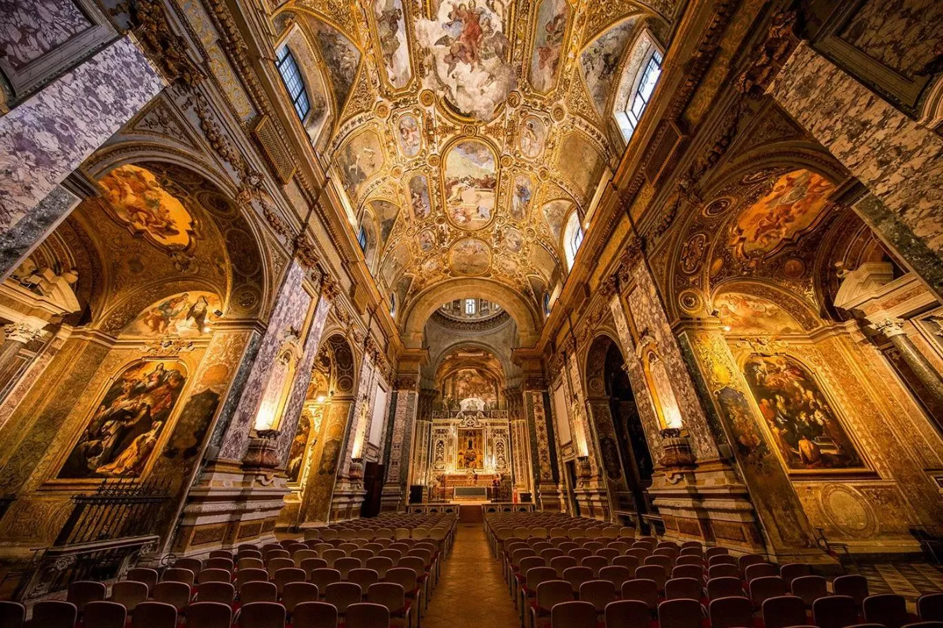 Landmark view in The Queen