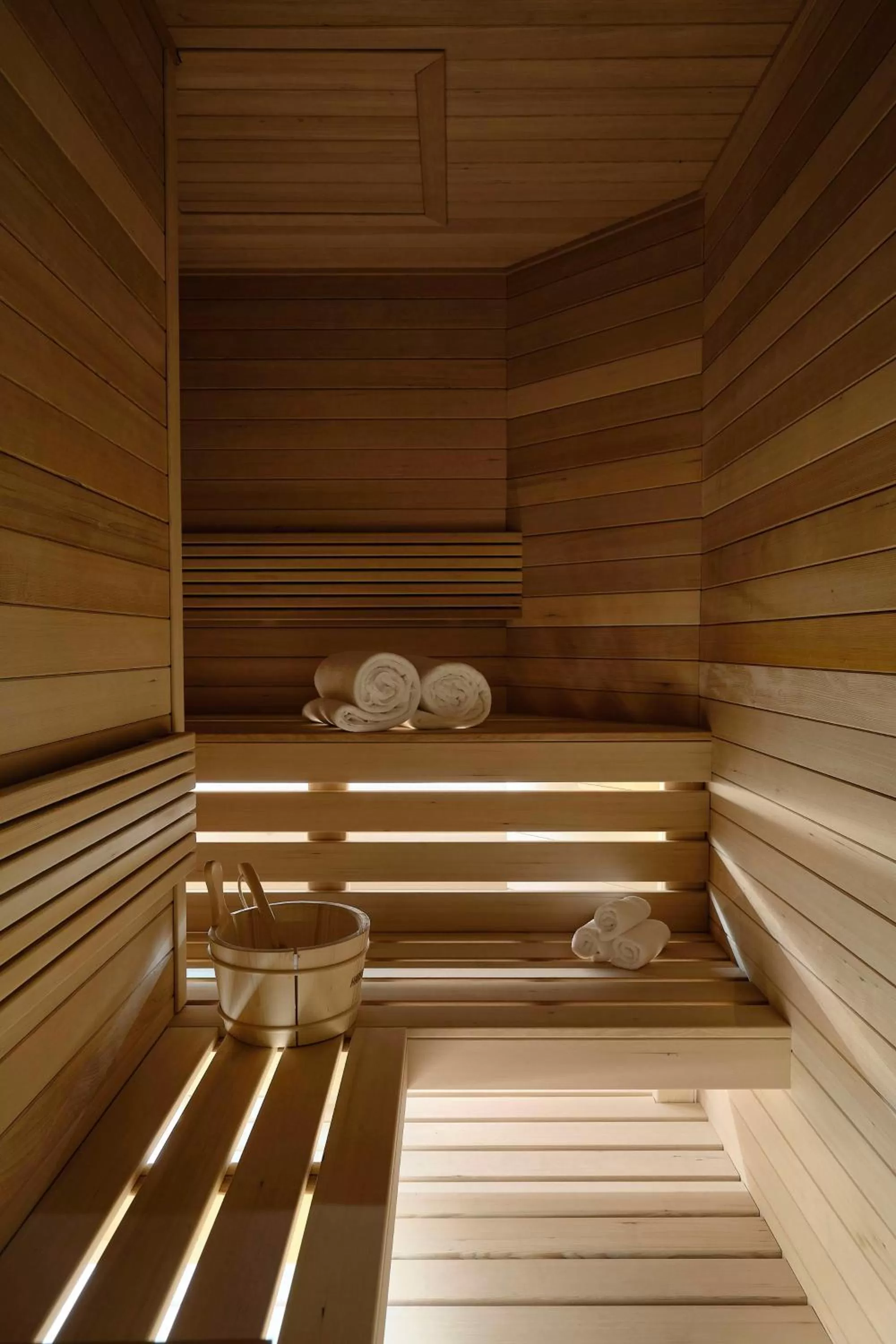 Bathroom in Vogue Hotel Montreal Downtown, Curio Collection by Hilton