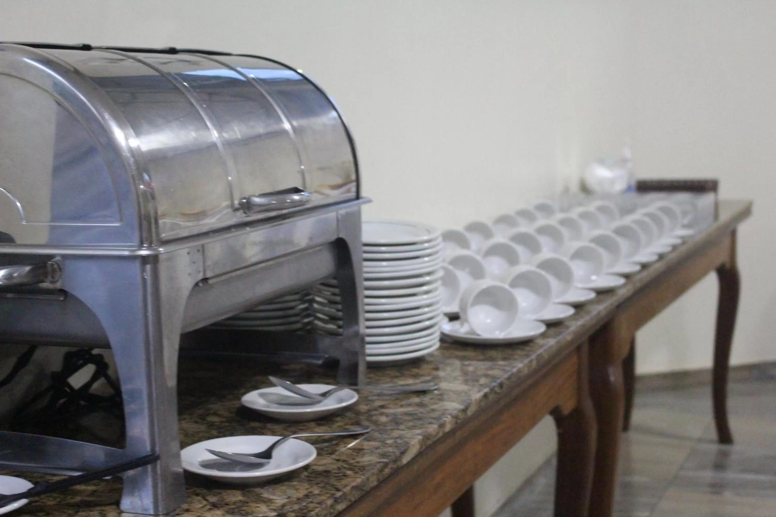 Food and drinks in Hotel Oscar Blue Montes Claros