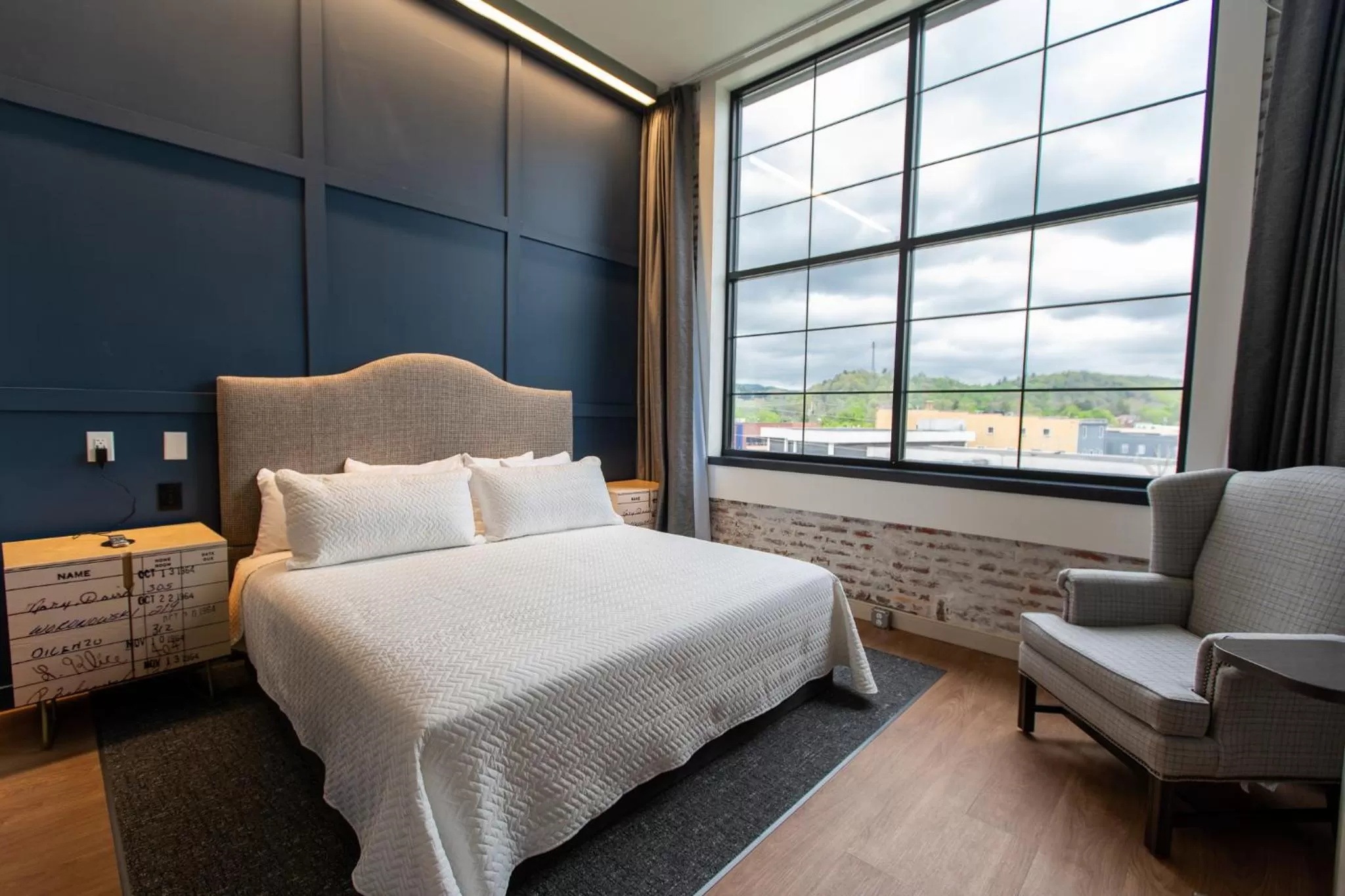 Bed in The Schoolhouse Hotel, Trademark Collection by Wyndham