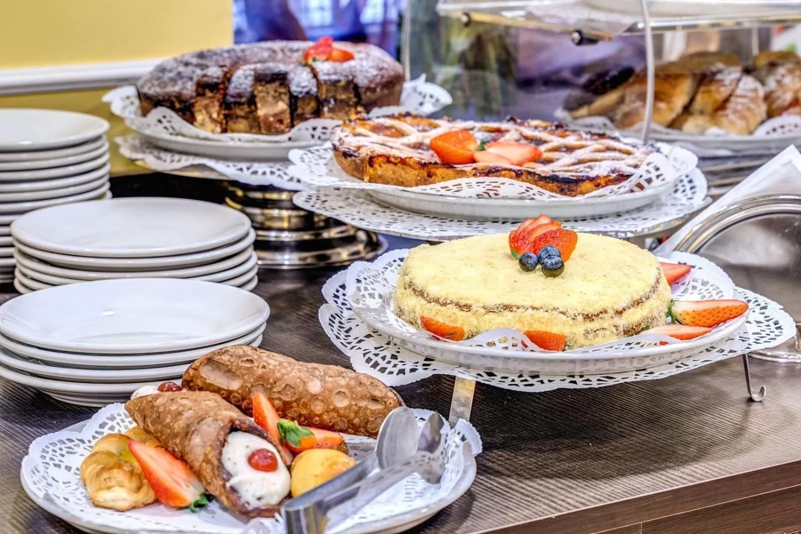 Food and drinks in Hotel Ottaviano Augusto