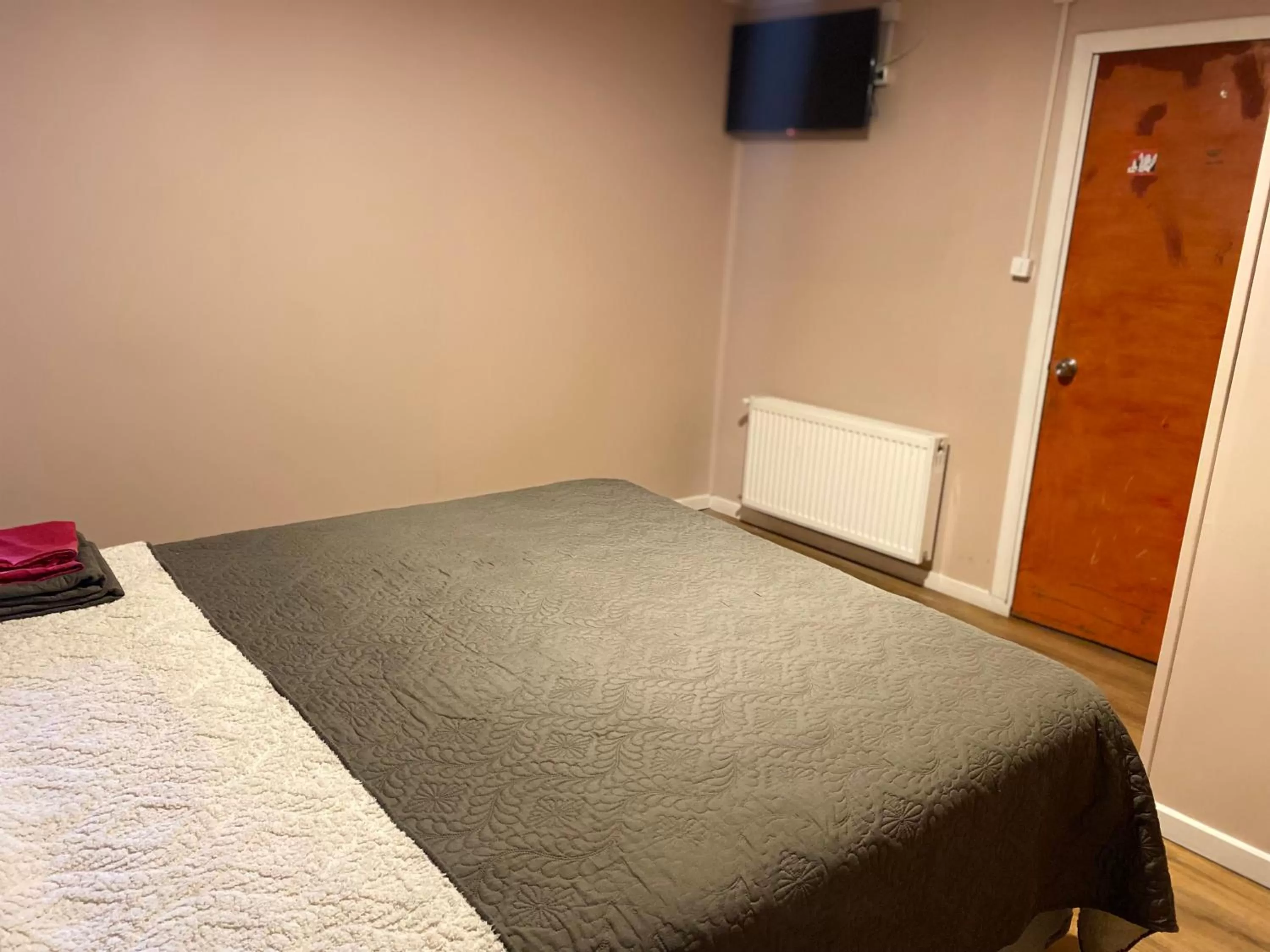 Bed in World's End Hostal