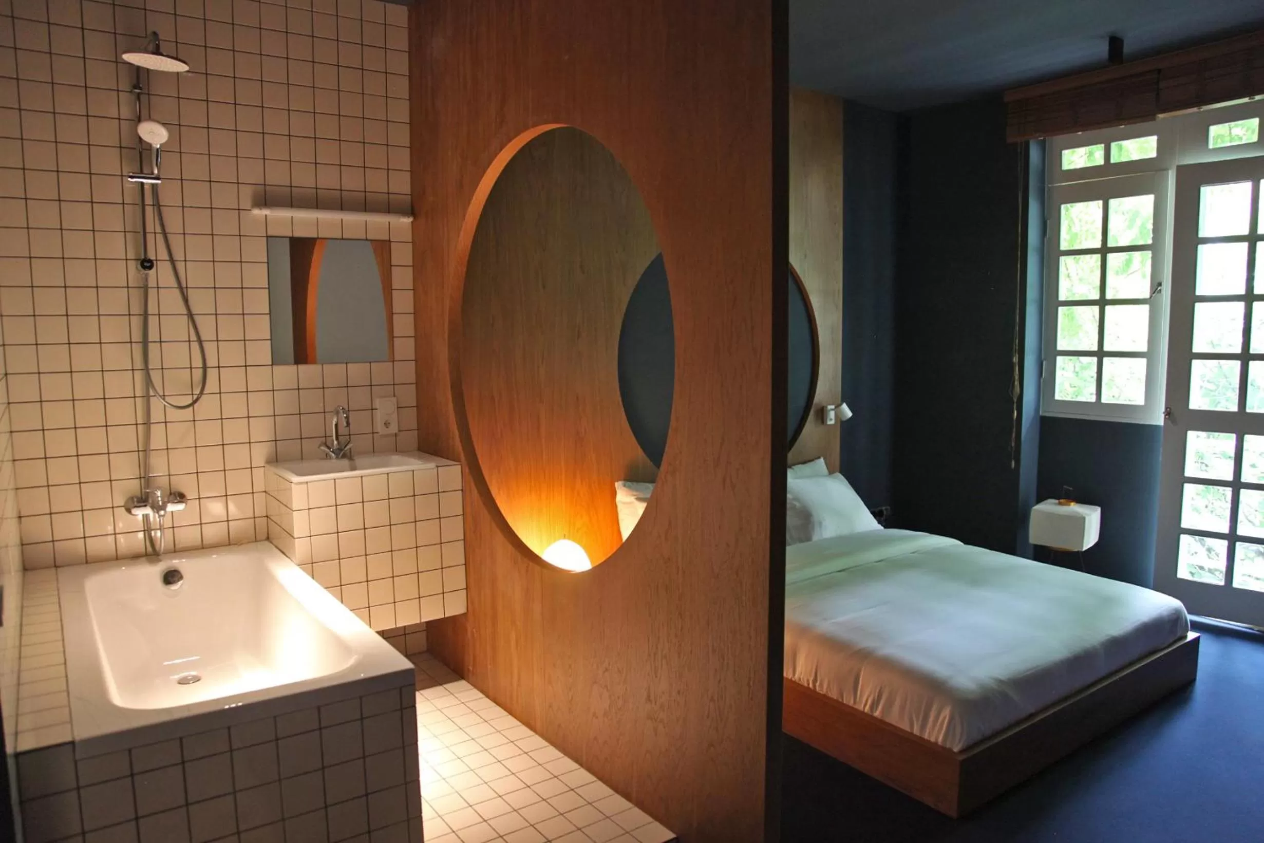 Shower in Blueberry Nights