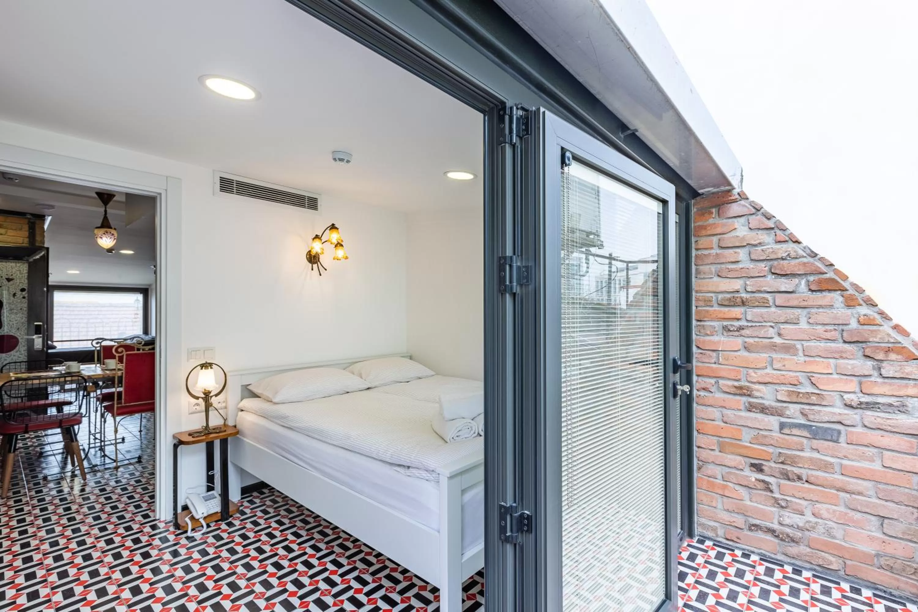 Bed in Villa Pera Suite Hotel