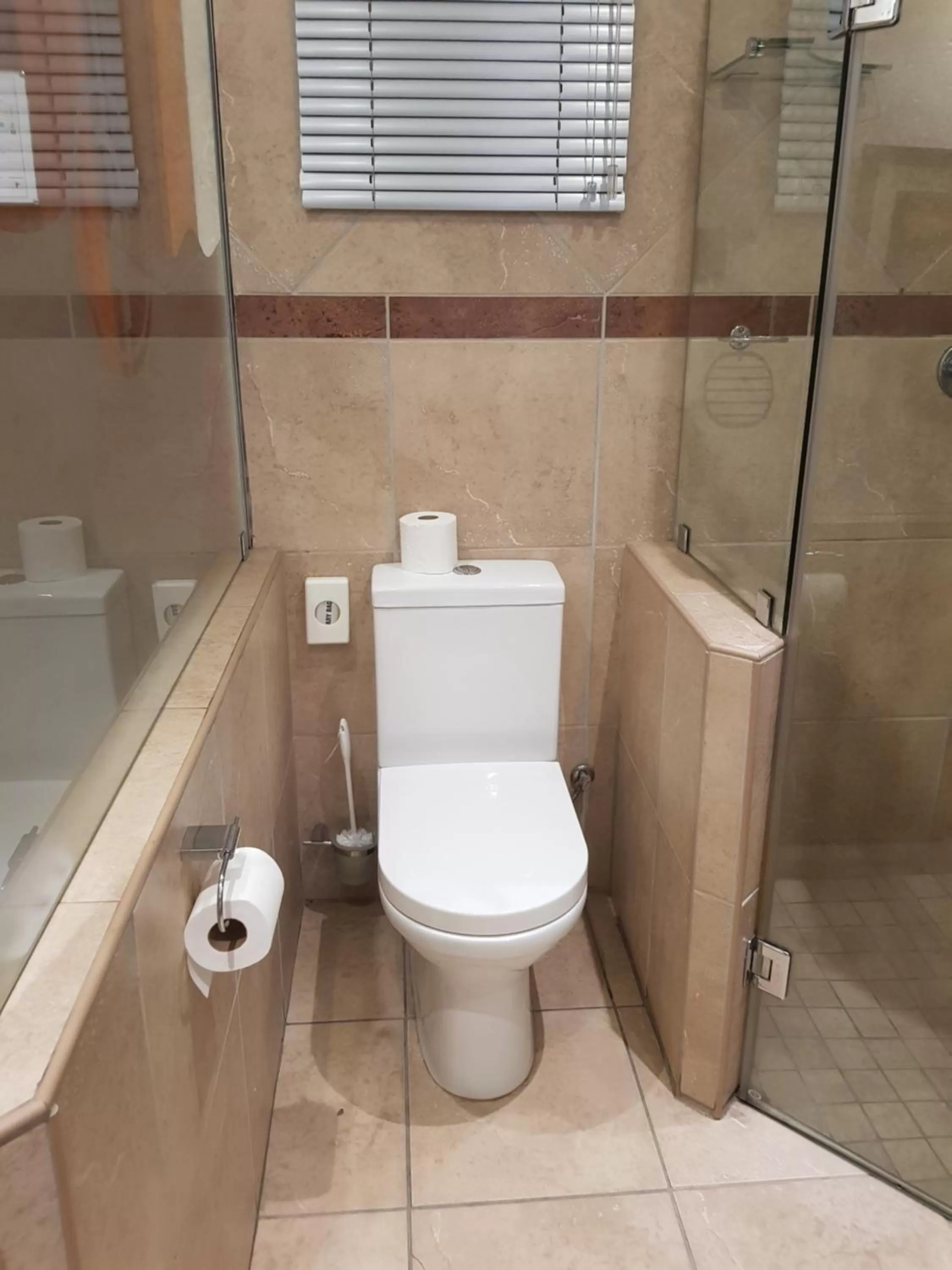 Toilet in Europrime Hotel