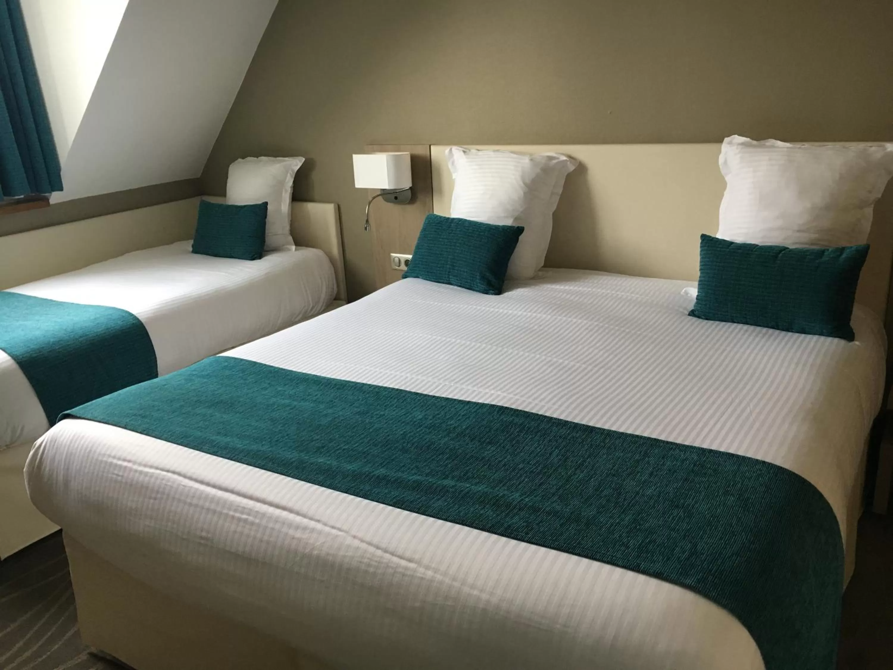 Bed in Hotel Normandy