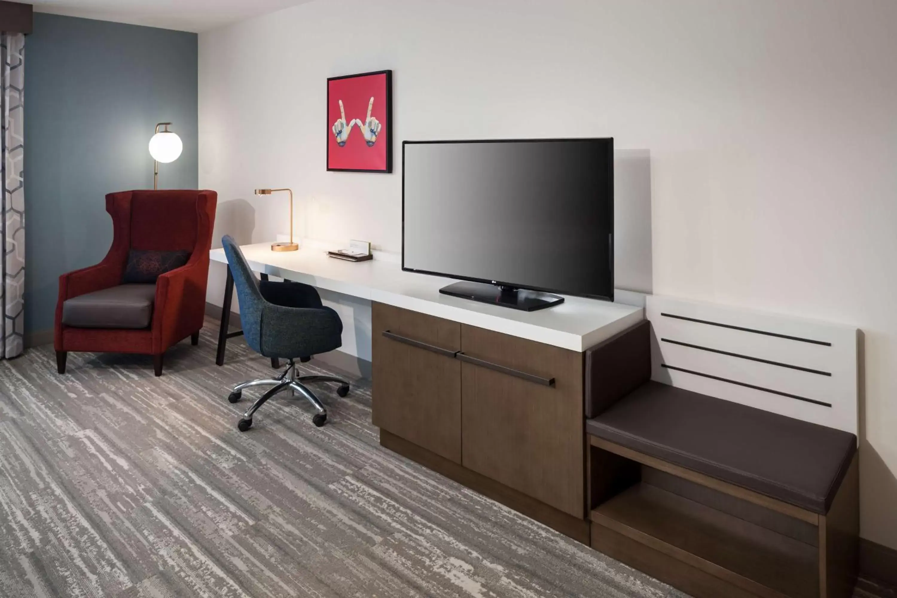 Queen Room with Two Queen Beds and Transfer Shower - Mobility Accessible in Hilton Garden Inn Madison Downtown, WI Queen Room with Two Queen Beds and Transfer Shower - Mobility Accessible in Hilton Garden Inn Madison Downtown, WI