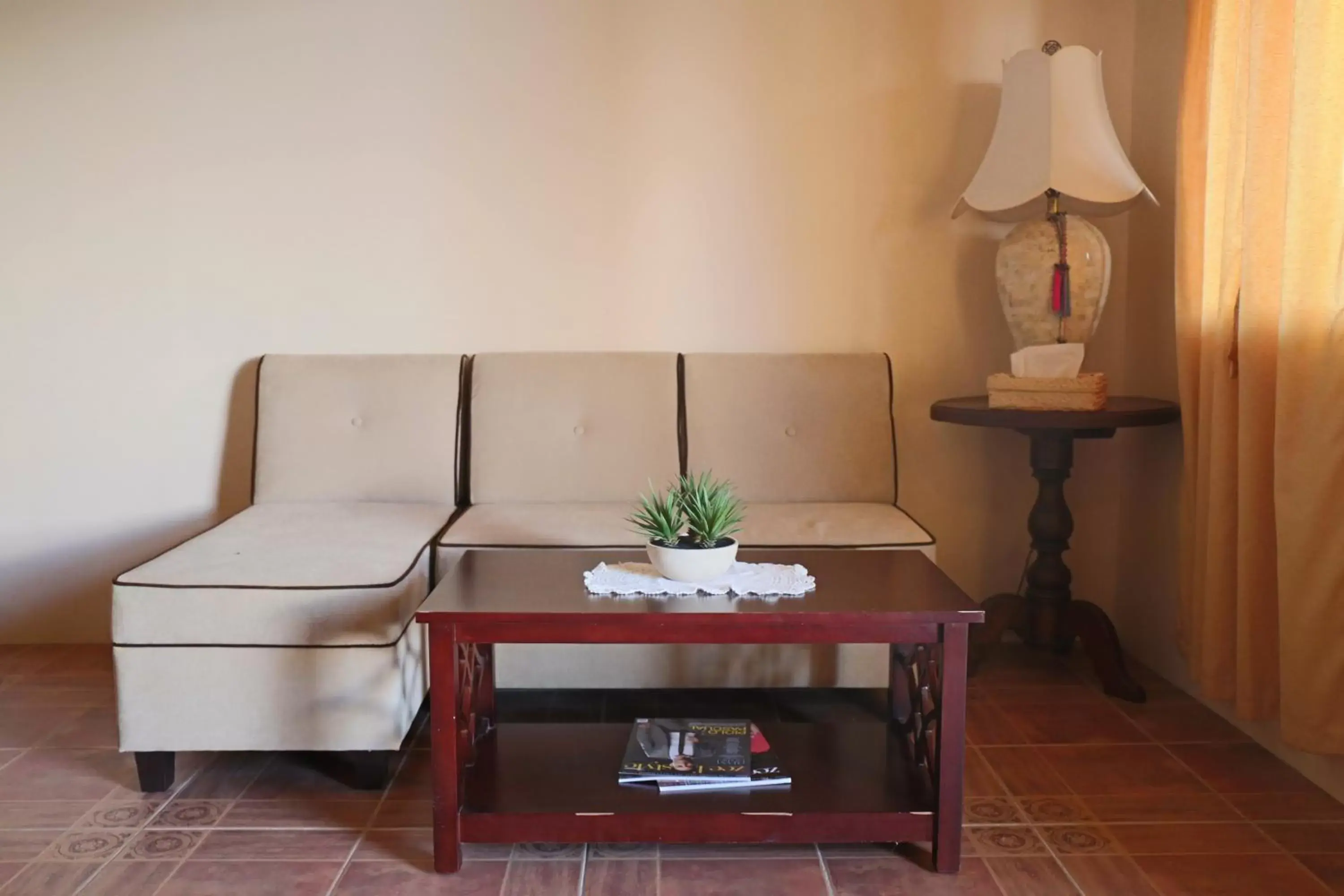 King Room in Turtle Bay Dive Resort King Room in Turtle Bay Dive Resort