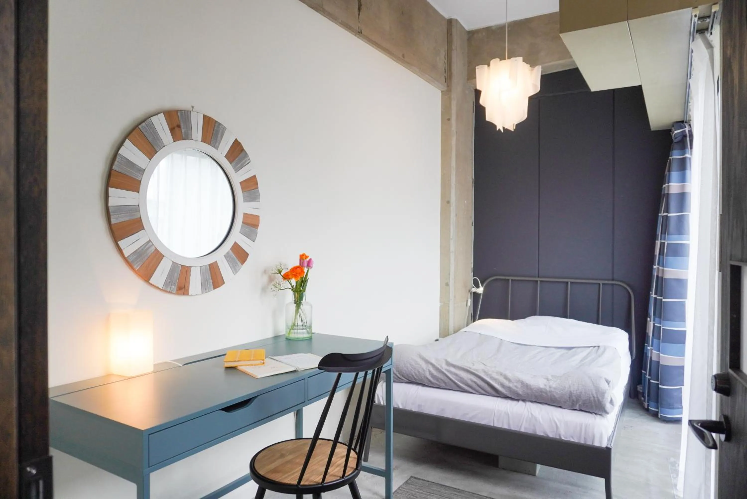 Photo of the whole room, Bed in Hostel Niniroom