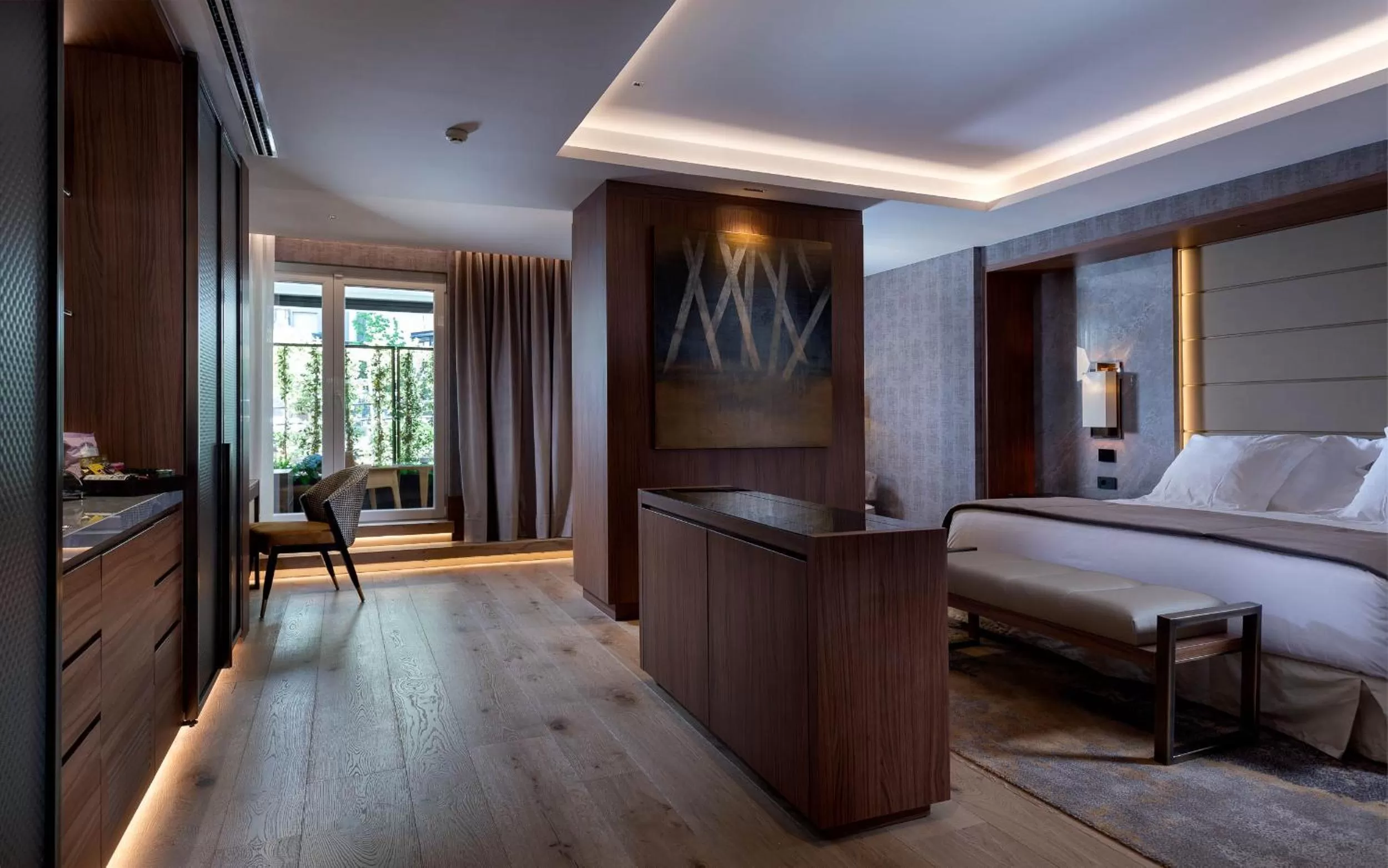 Bedroom, Bed in Wellington Hotel & Spa Madrid