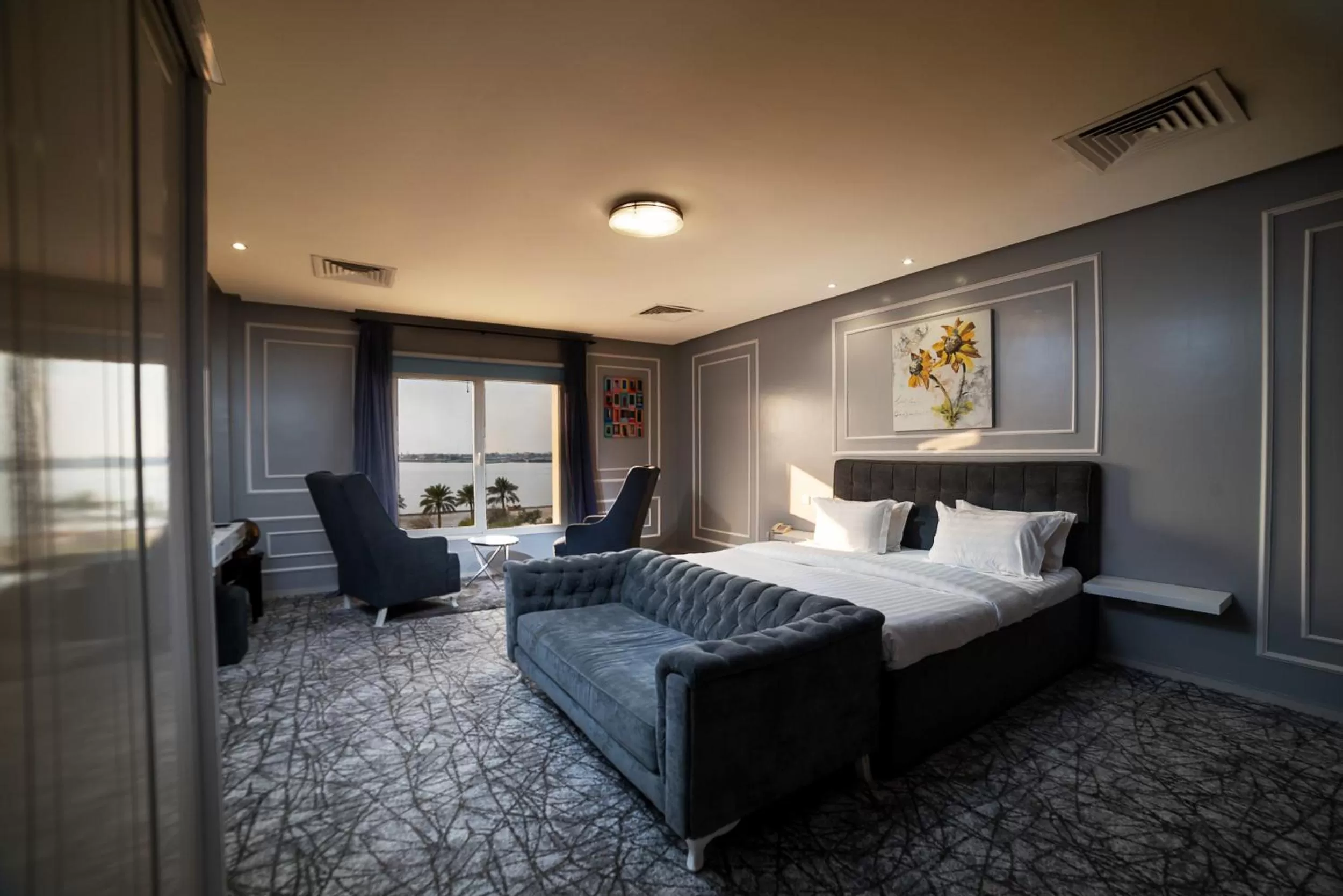 Bed in Golden Garden Al Corniche