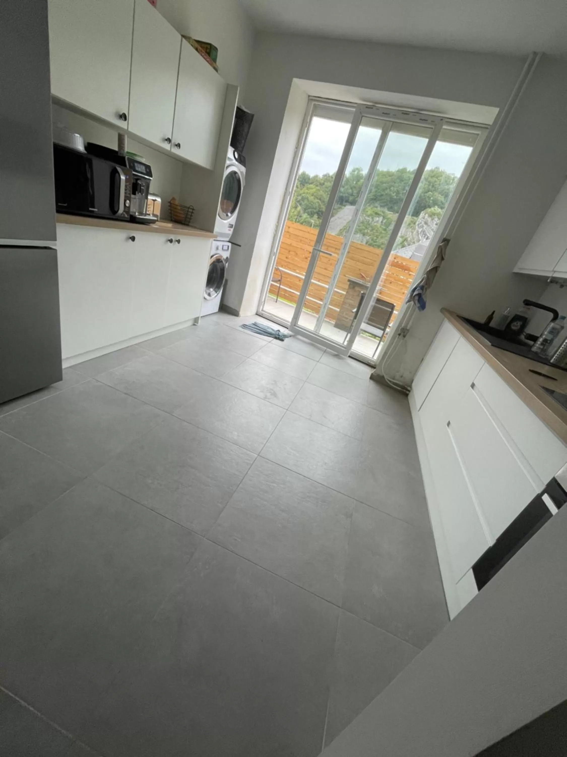 Kitchen or kitchenette in Le Revella