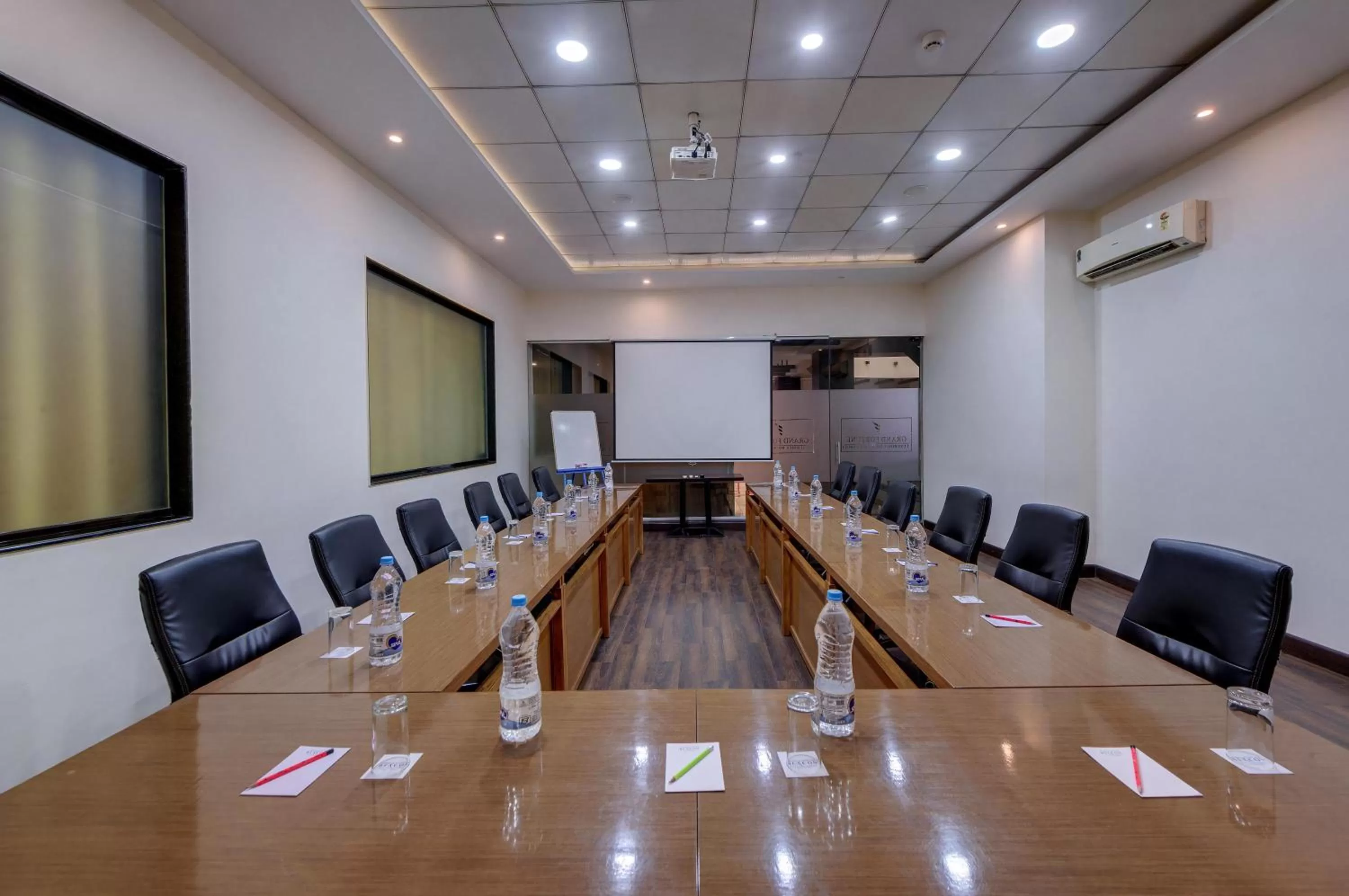 Meeting/conference room in Grand Fortune Beacon, Ichalkaranji