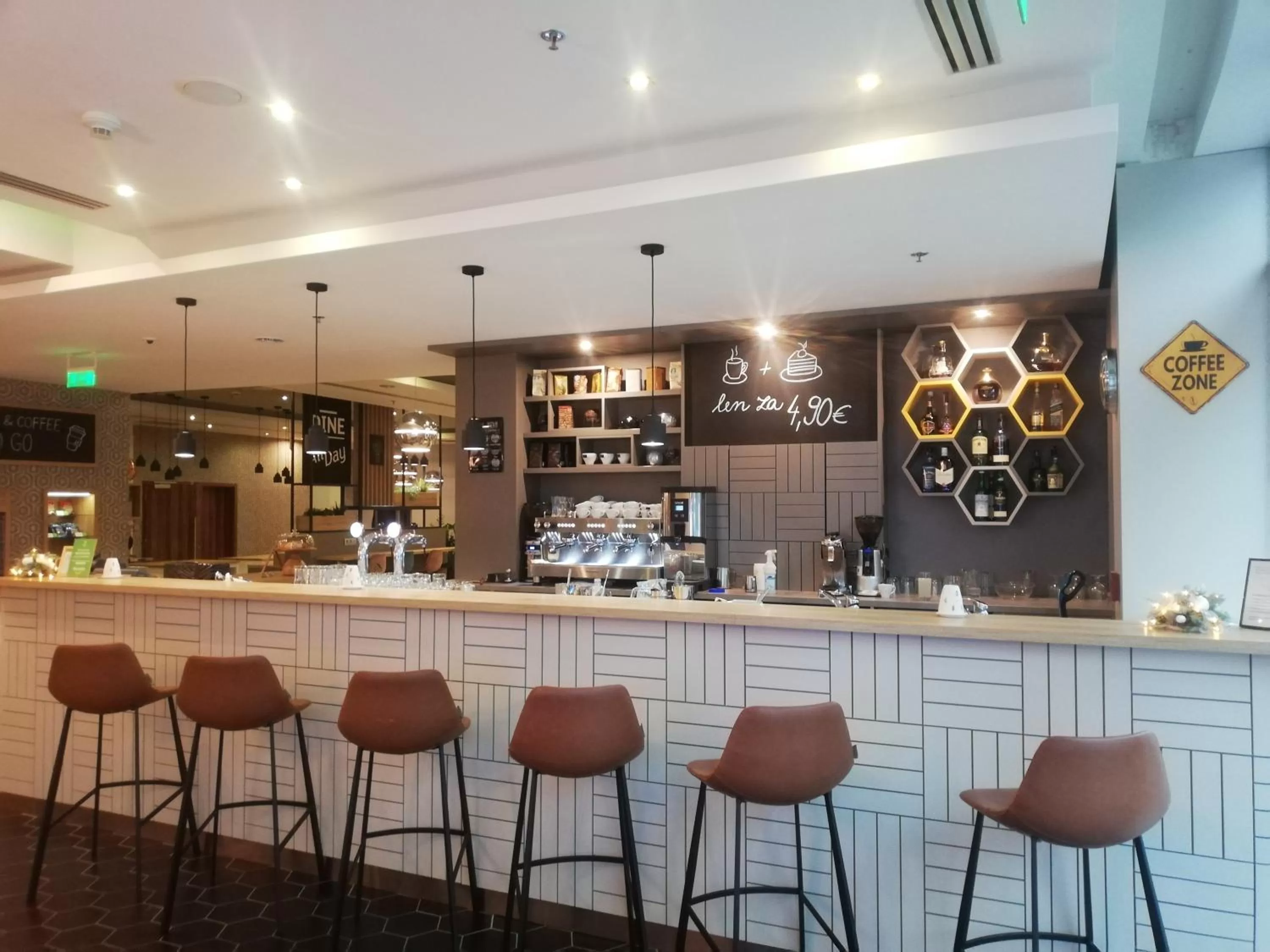 Lounge or bar in Holiday Inn Trnava by IHG