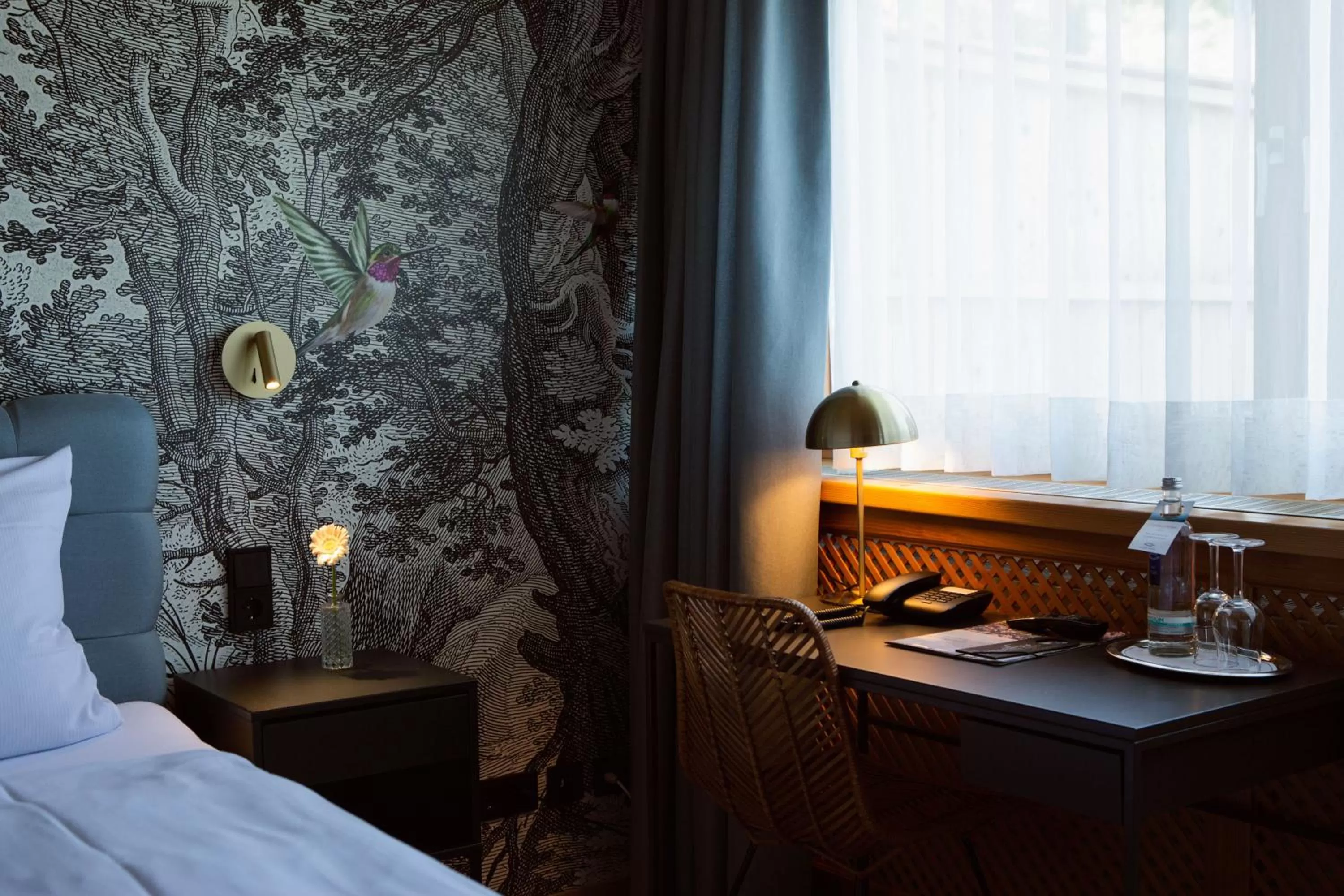 Photo of the whole room, Bed in Strandhotel SüdSee Diessen am Ammersee