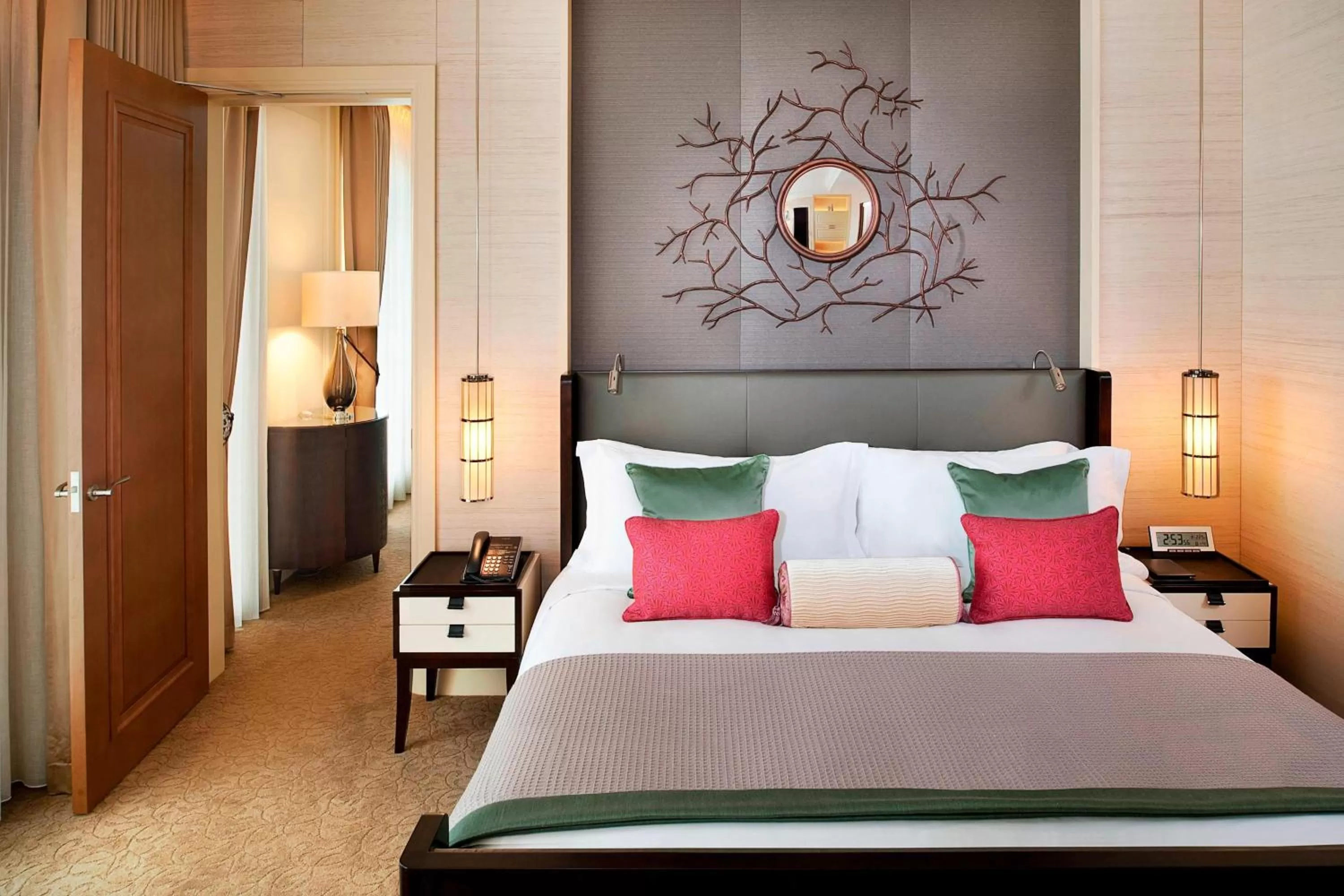 Bedroom, Bed in The St. Regis Osaka