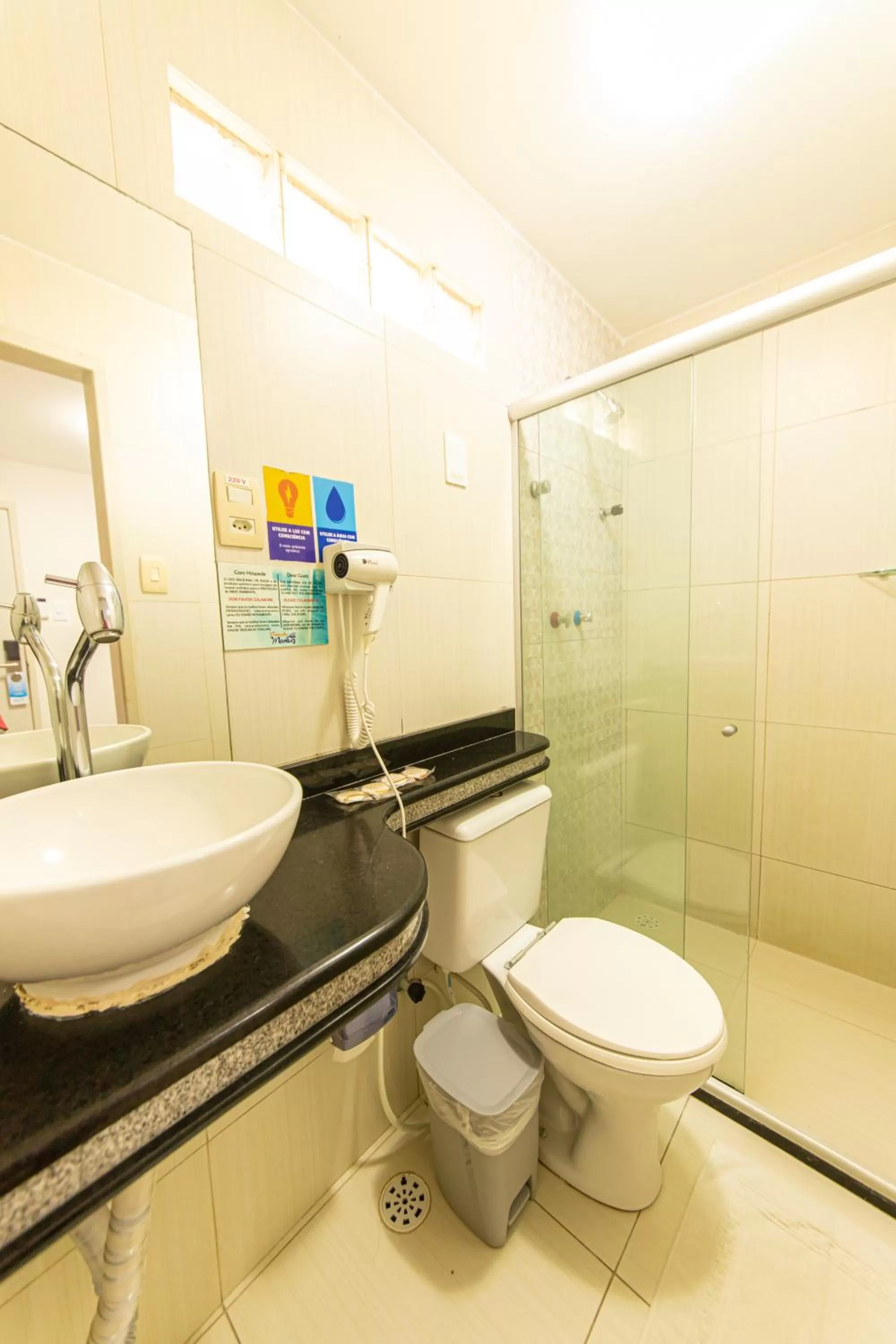 Bathroom in Pousada Mariluz