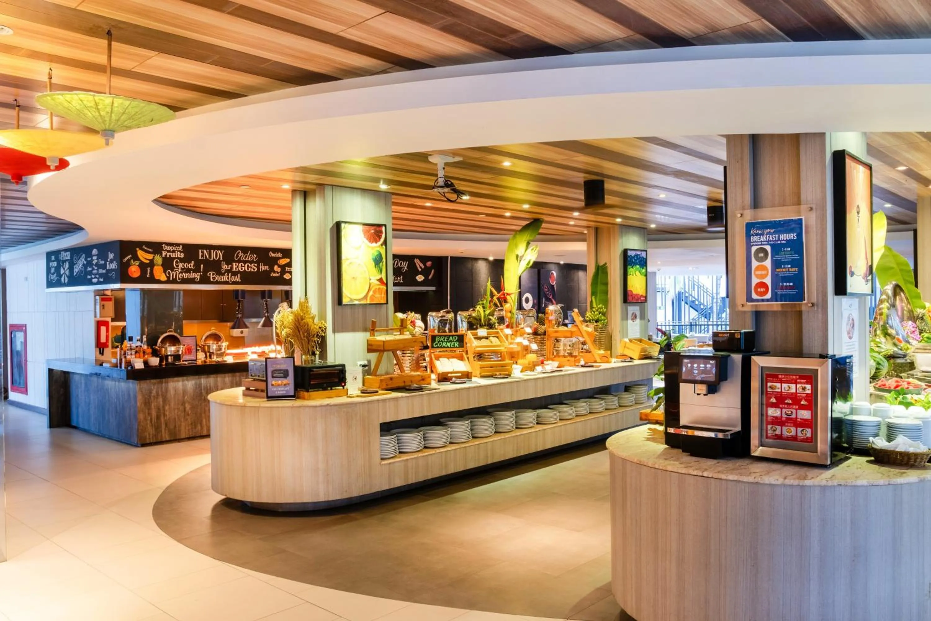 Restaurant/places to eat in Destination Resorts Phuket Karon Beach - SHA Extra Plus