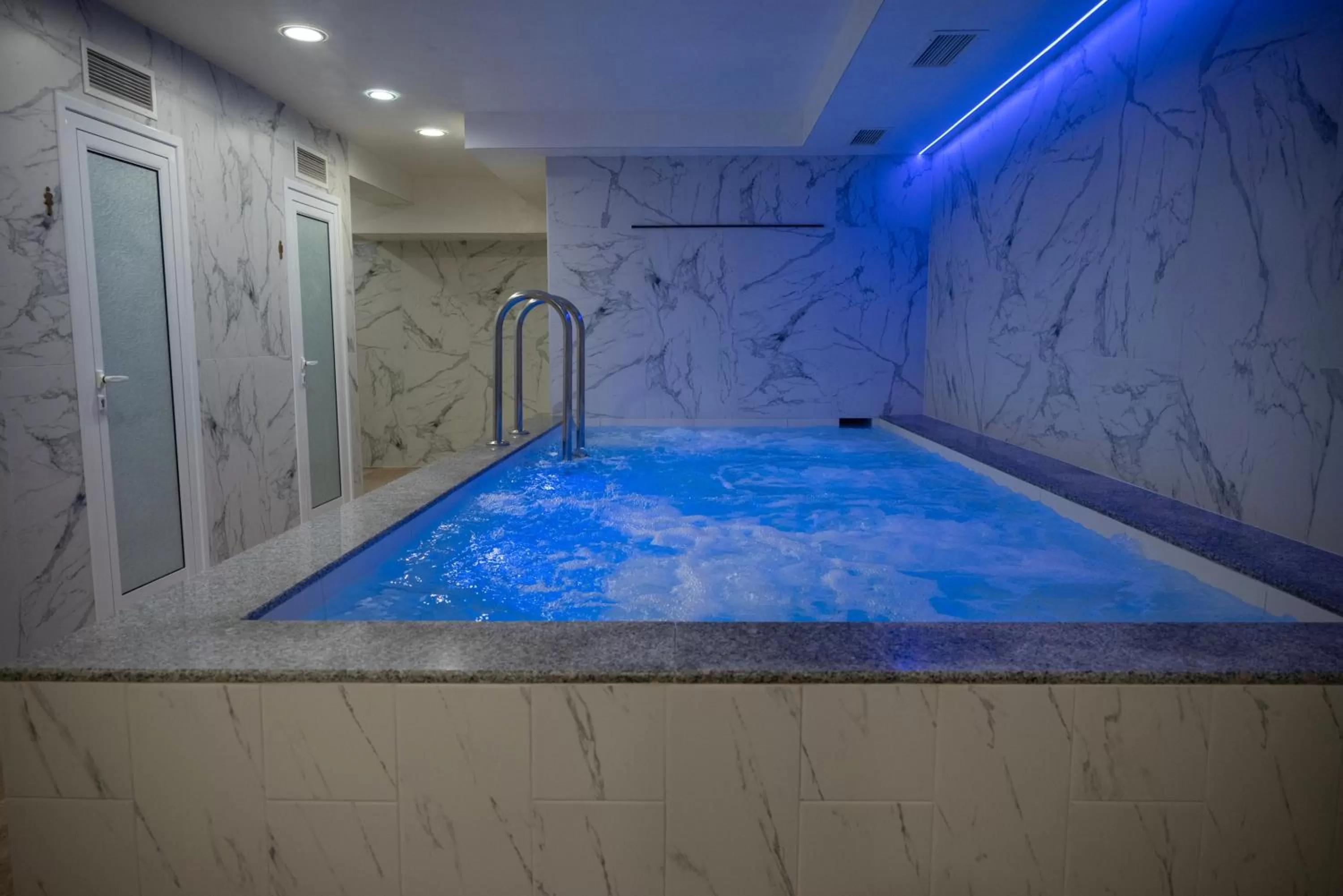 Hot Tub in Lime House, Kyustendil