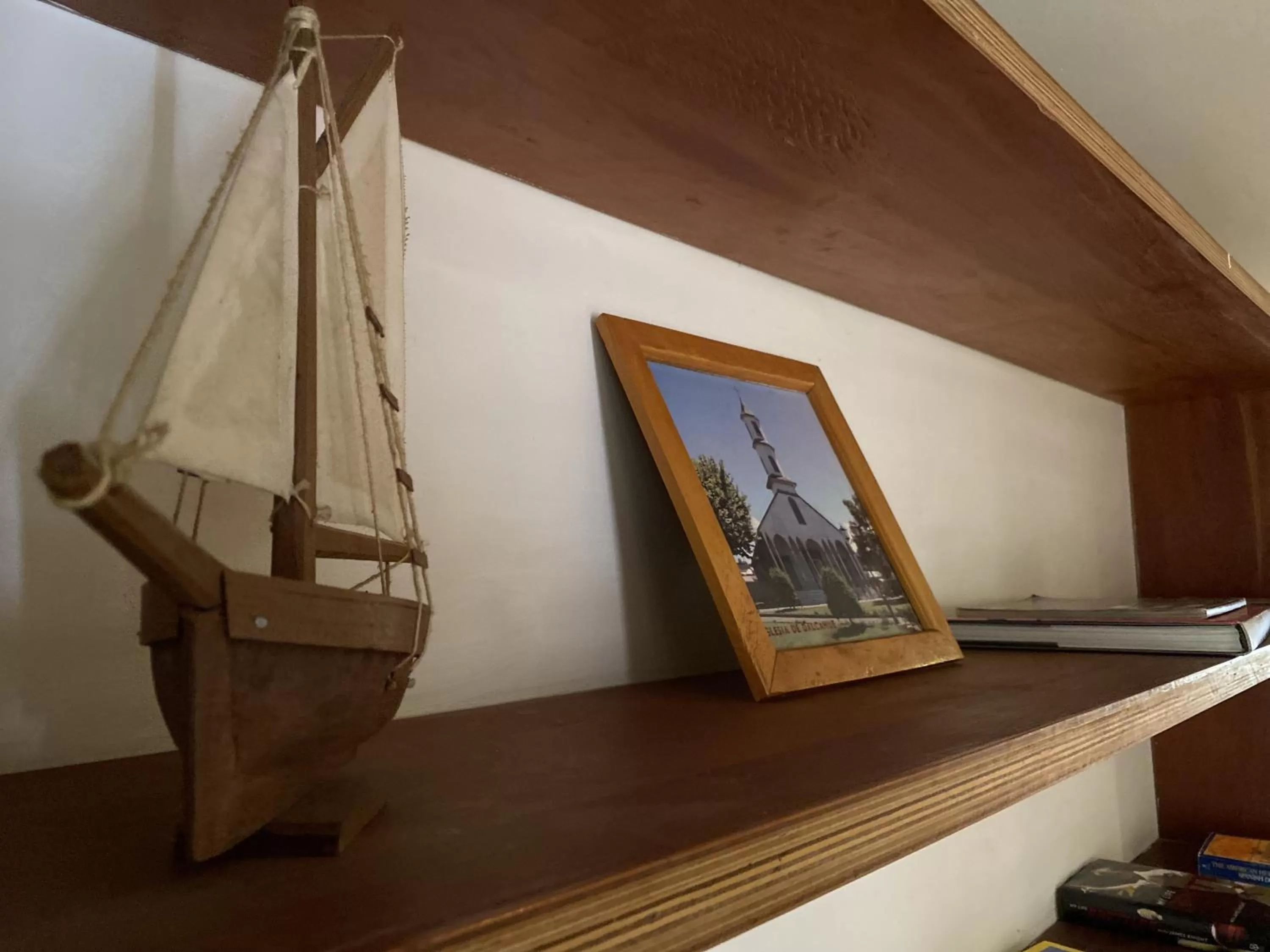 Decorative detail in Palafito 1326 Hotel Boutique Chiloé