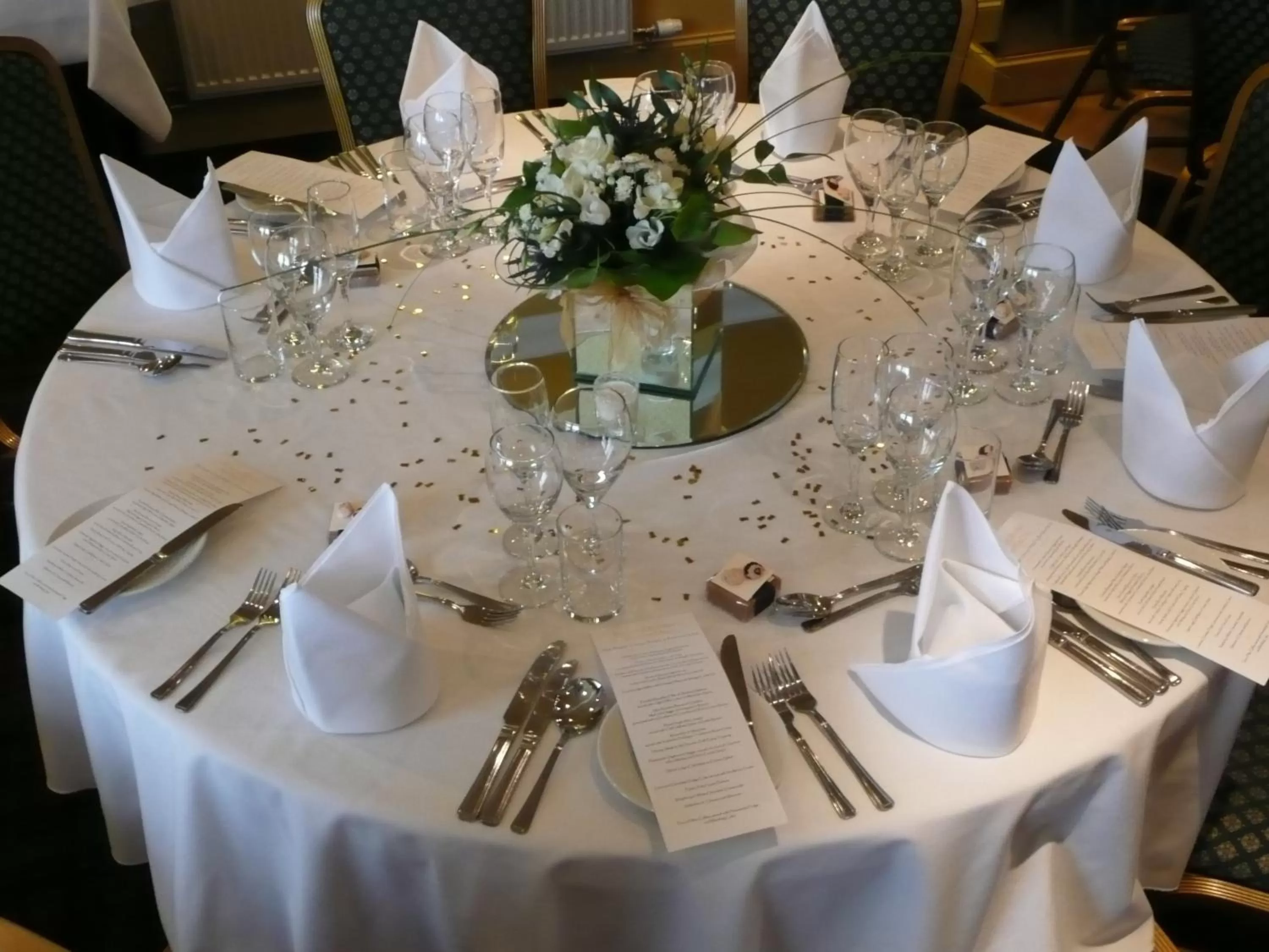 Restaurant/places to eat in The Upper Largo Hotel & Restaurant