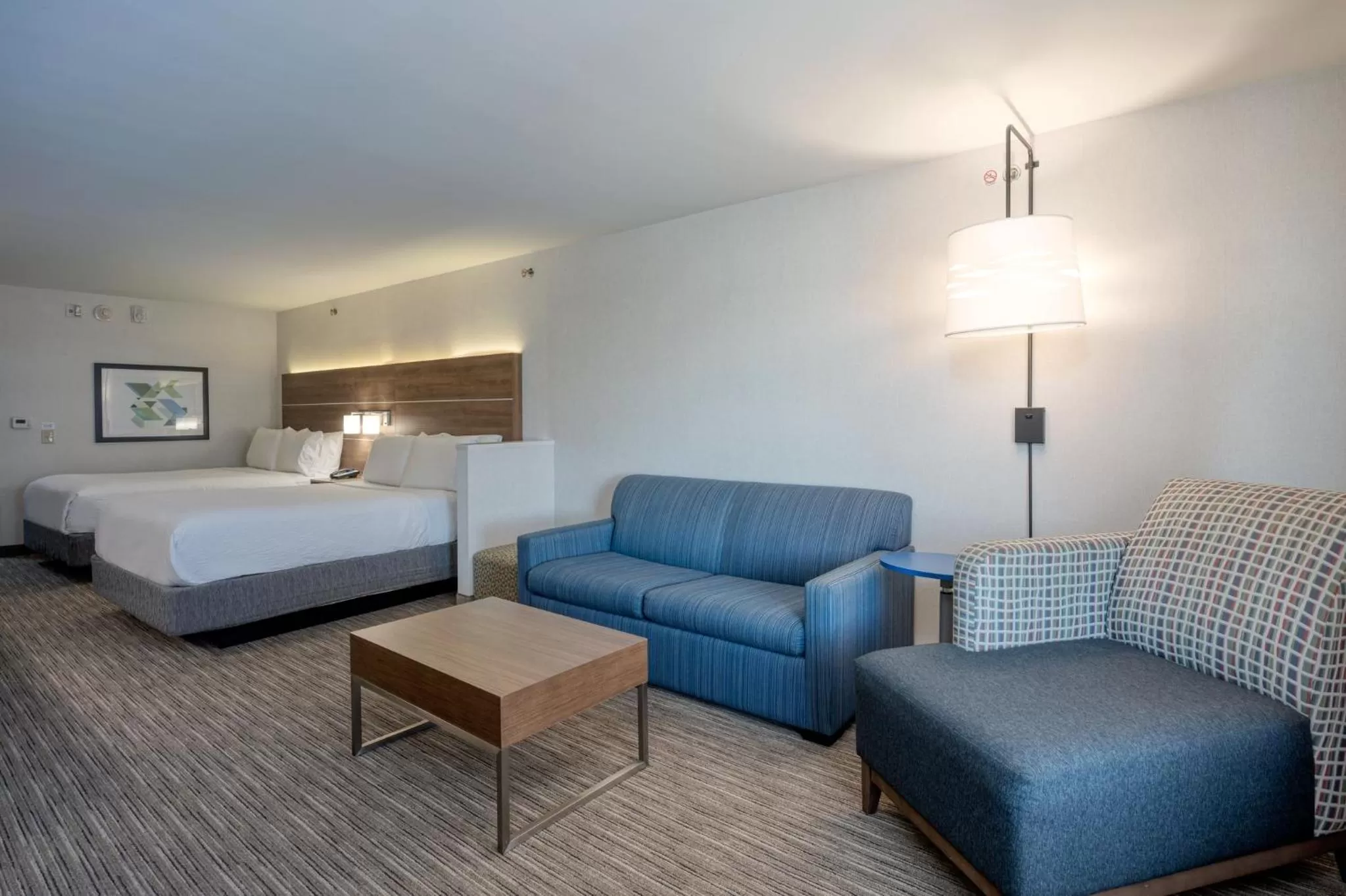 Photo of the whole room, Bed in Holiday Inn Express Radcliff Fort Knox by IHG