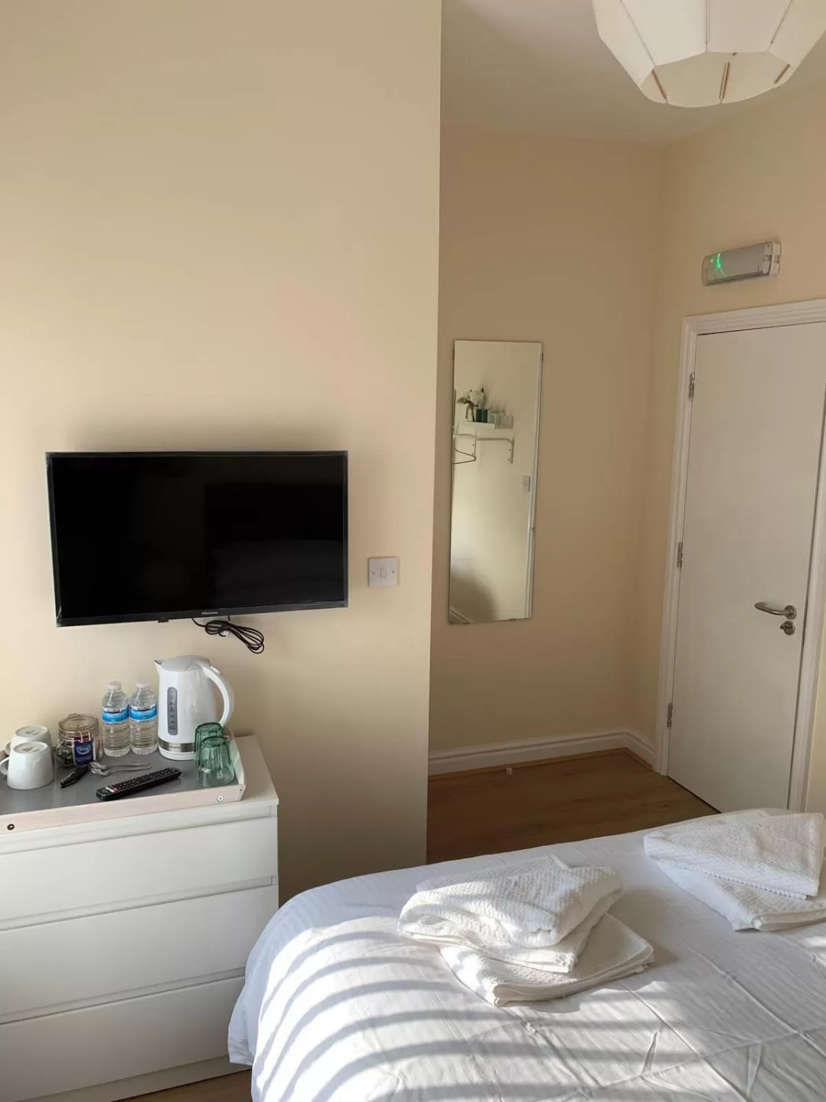 Bed in Smeaton serviced Accommodation