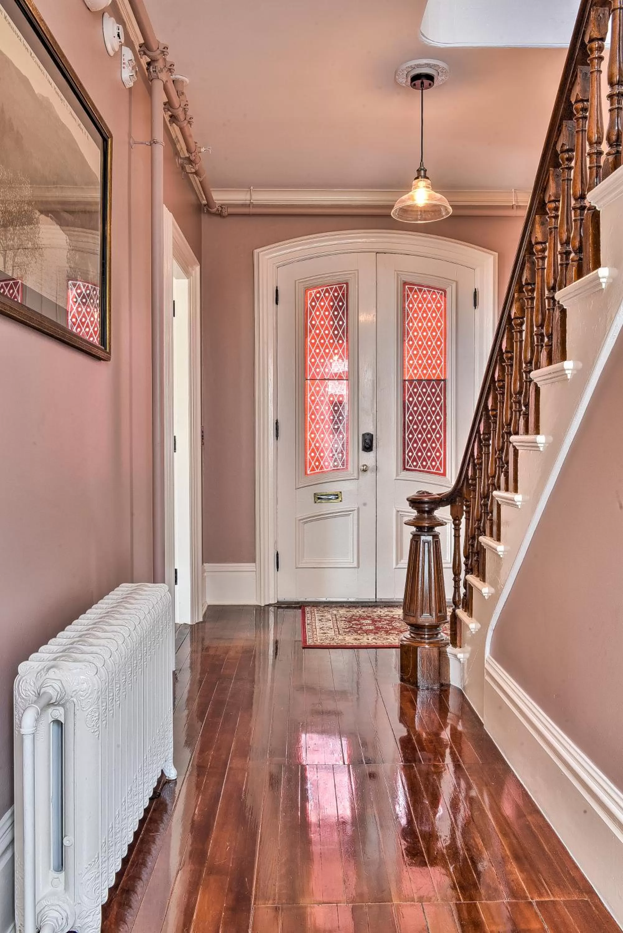 Facade/entrance in The Burrell House