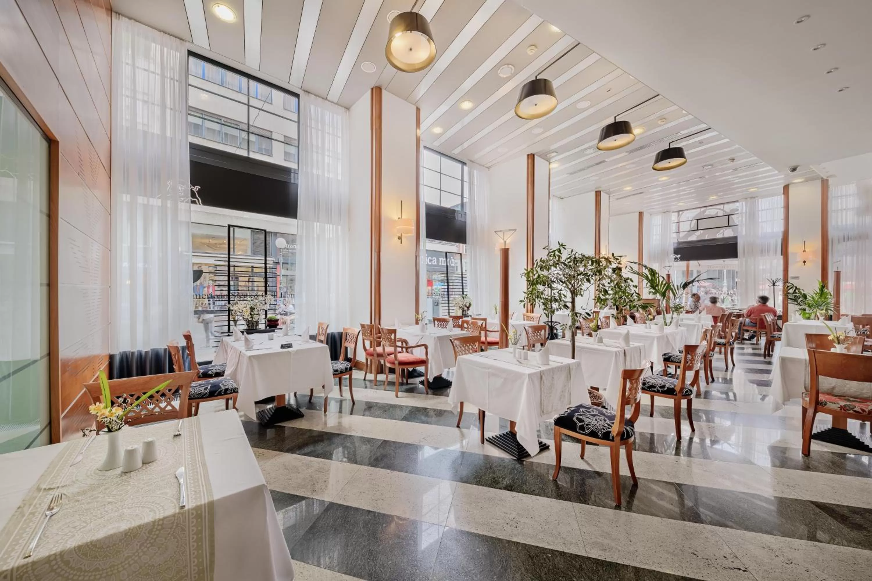 Restaurant/places to eat in Hotel Dubrovnik